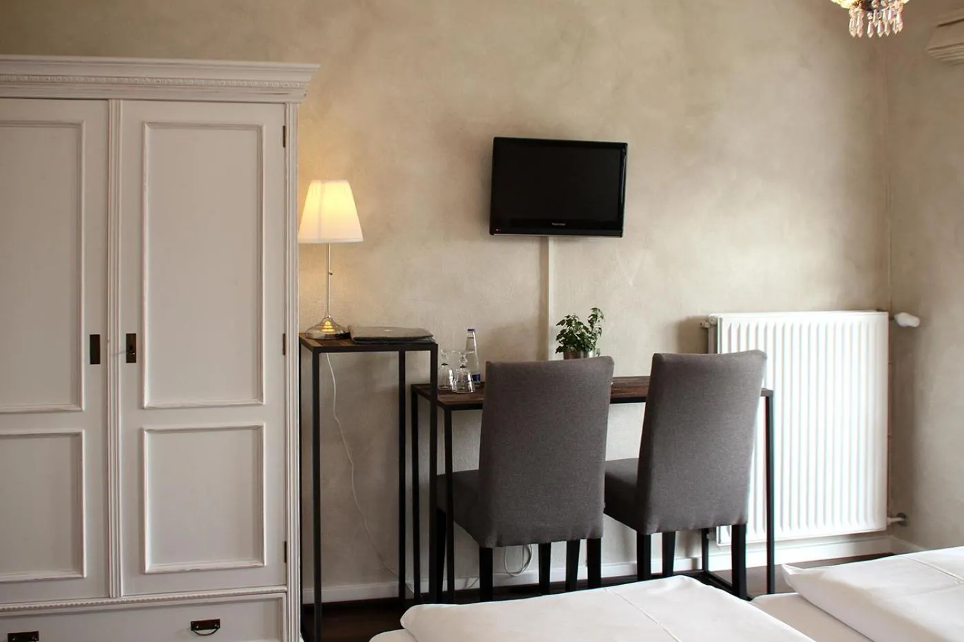 Decorative detail in Hotel zur Sonne