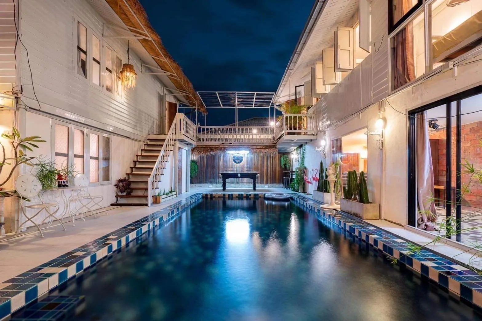 Secret garden pool villa