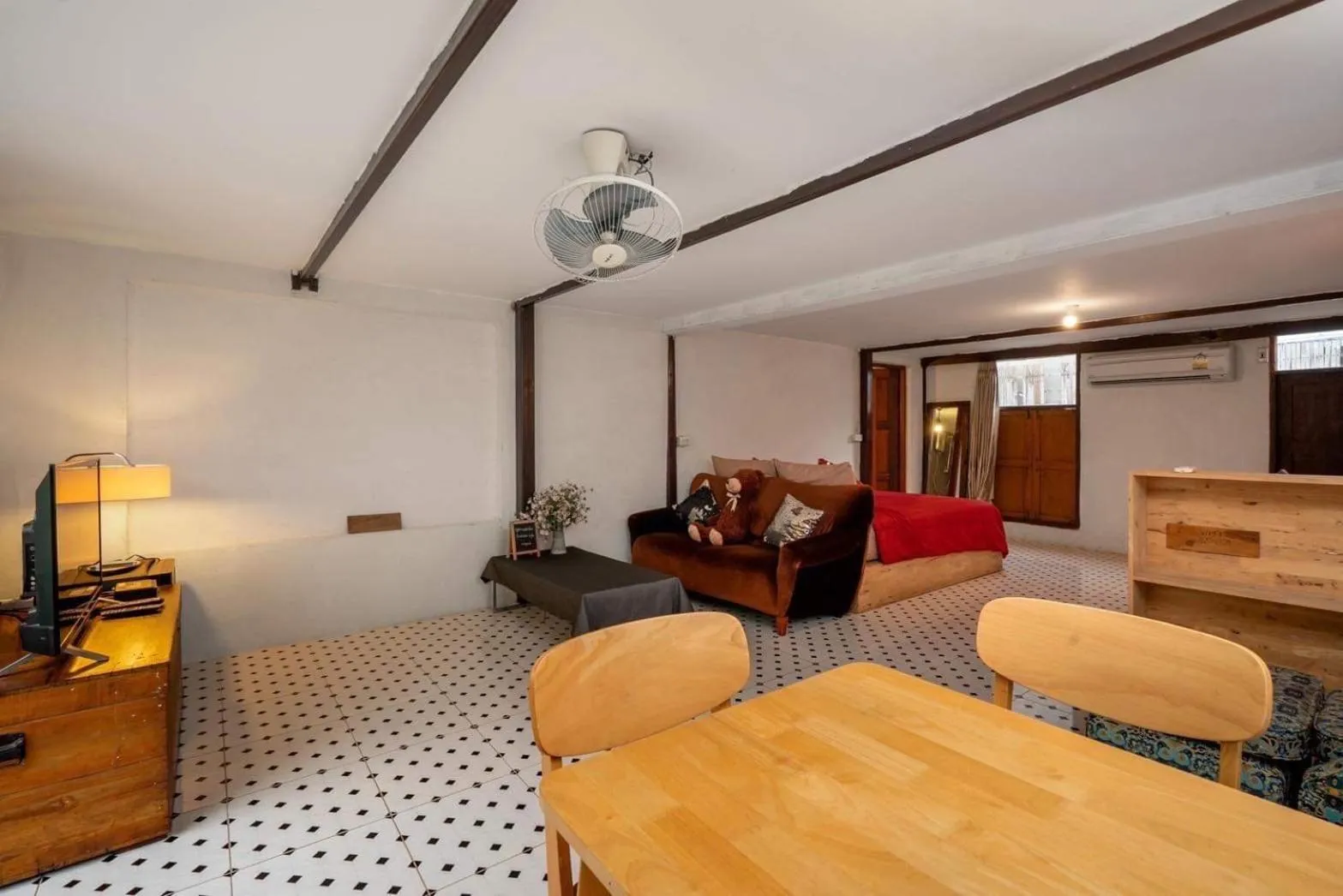 Secret garden pool villa