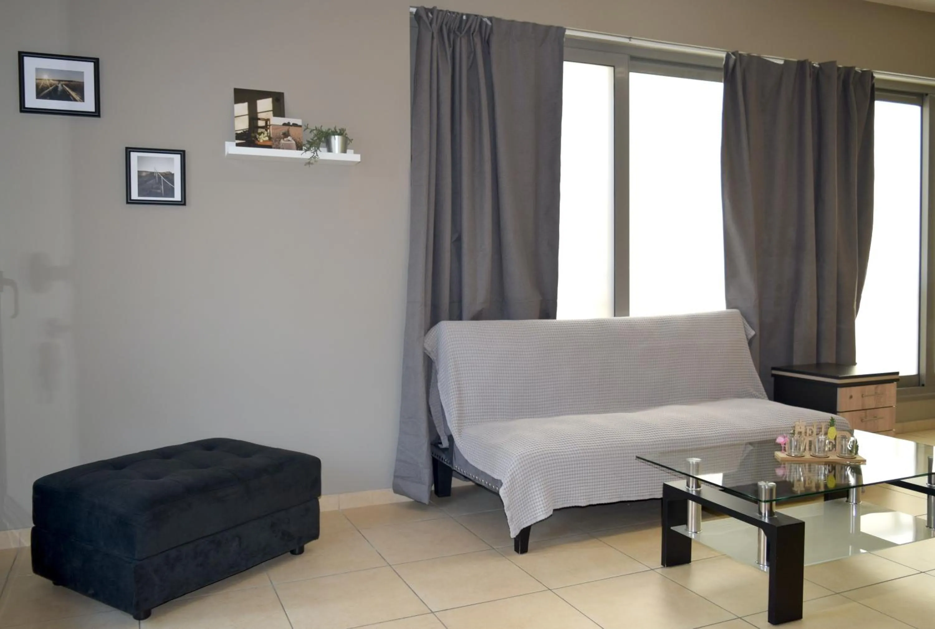 Photo of the whole room in Athenian Central Apartments