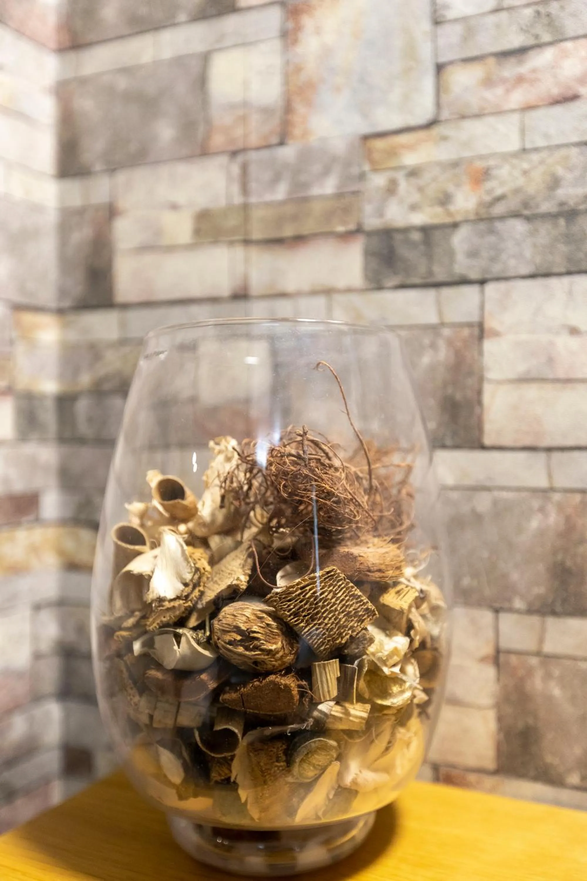 hair dresser in W6 Hotel