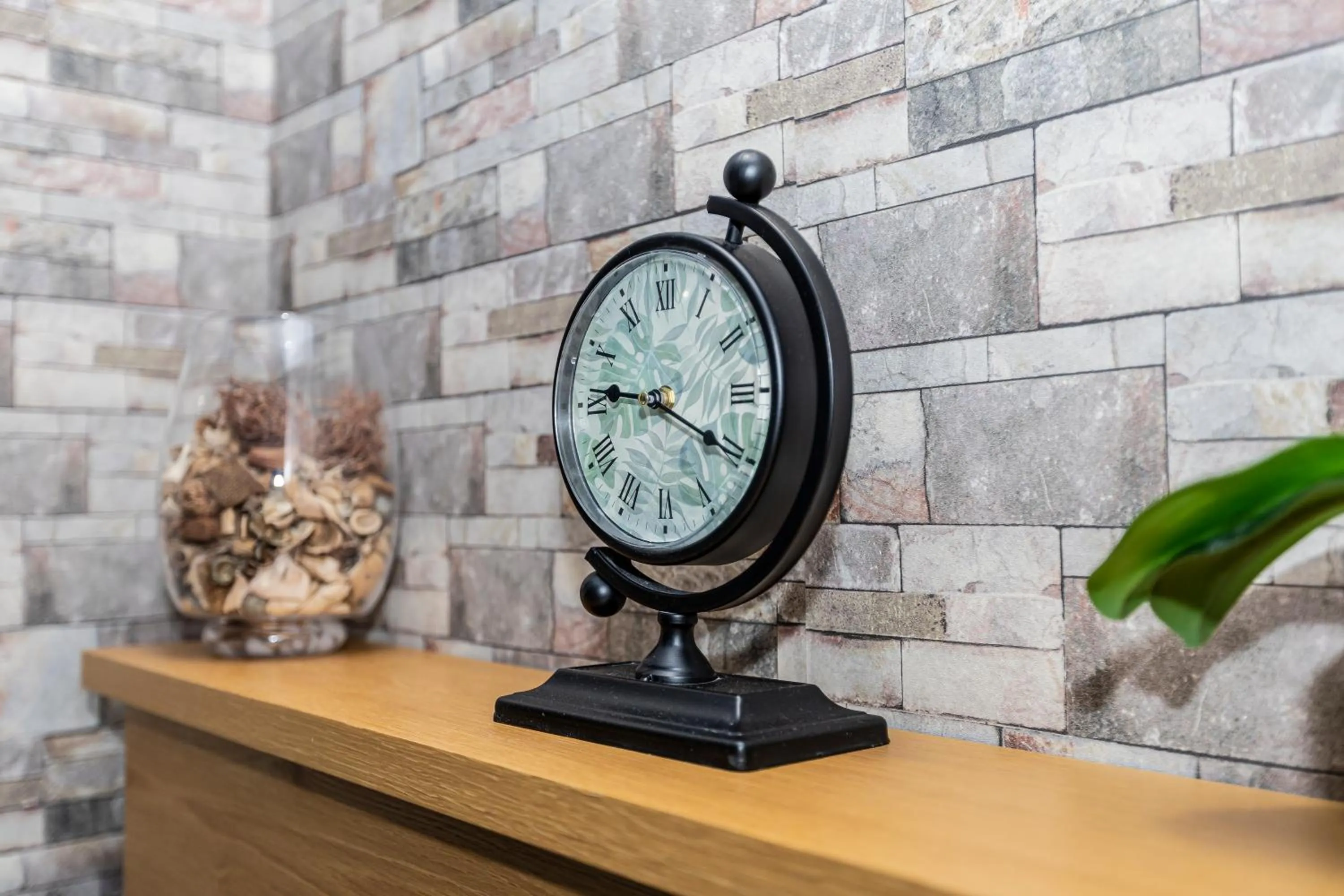 hair dresser in W6 Hotel