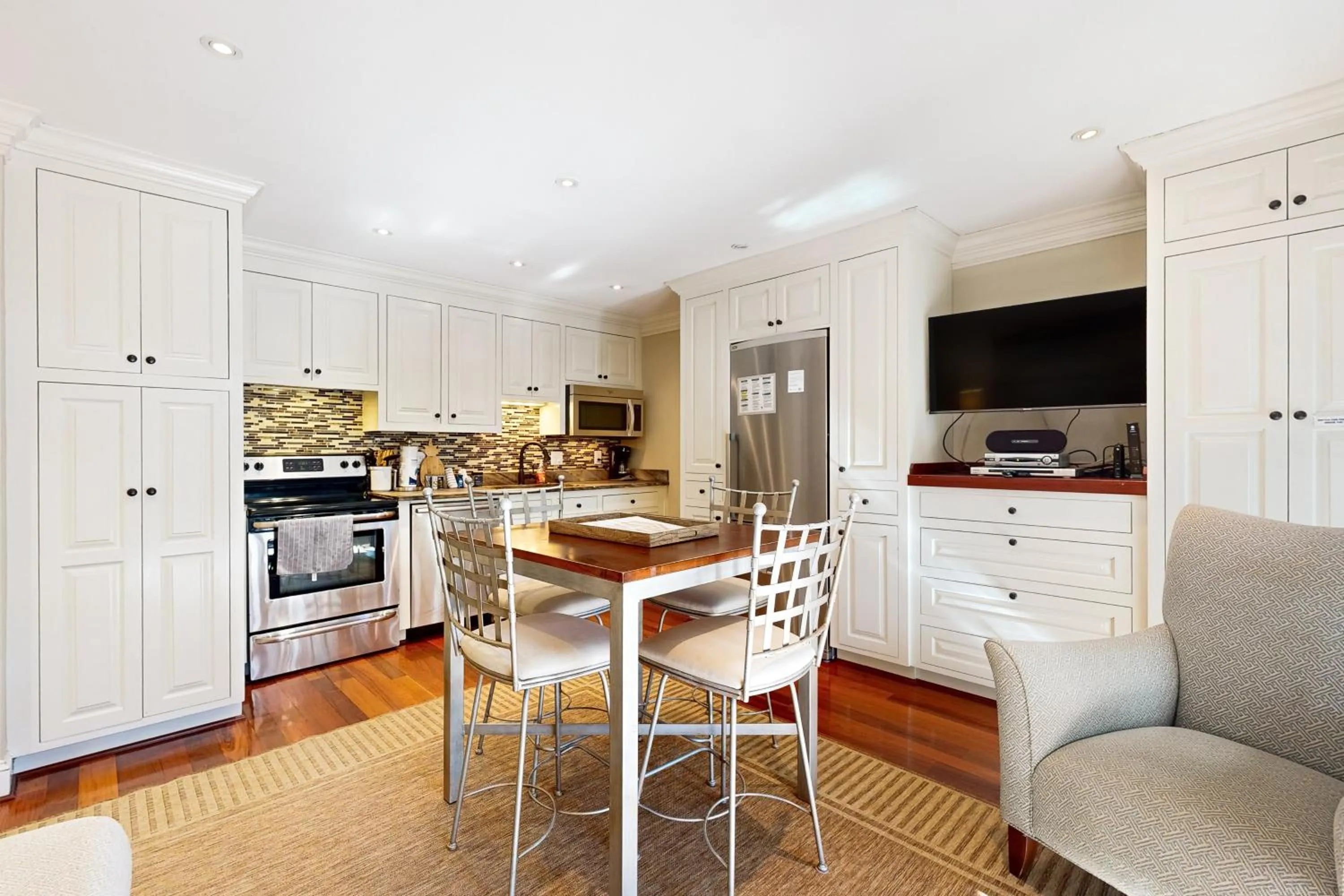 4236 Mariner's Watch