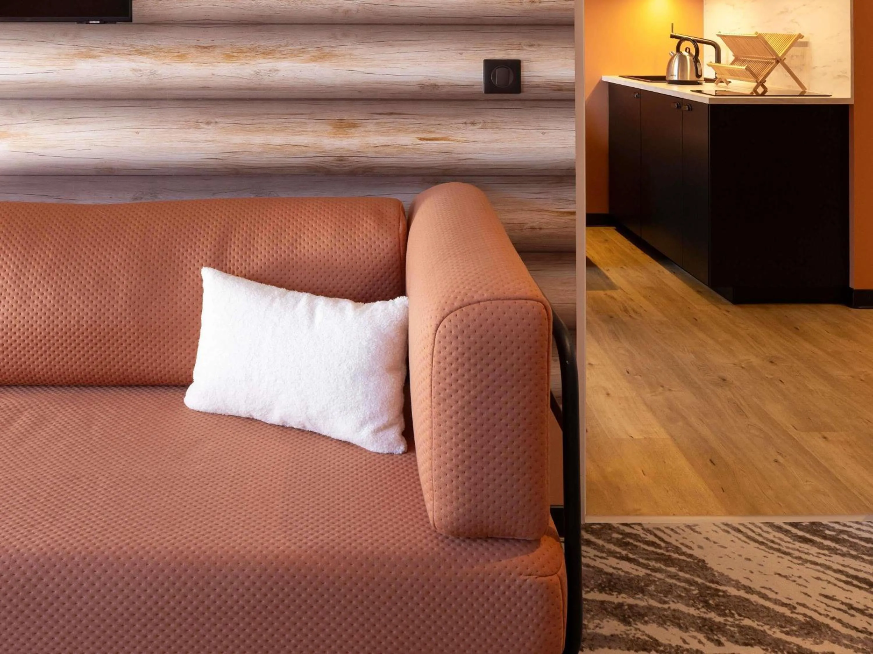 Bedroom in ibis Styles Les Houches Chamonix