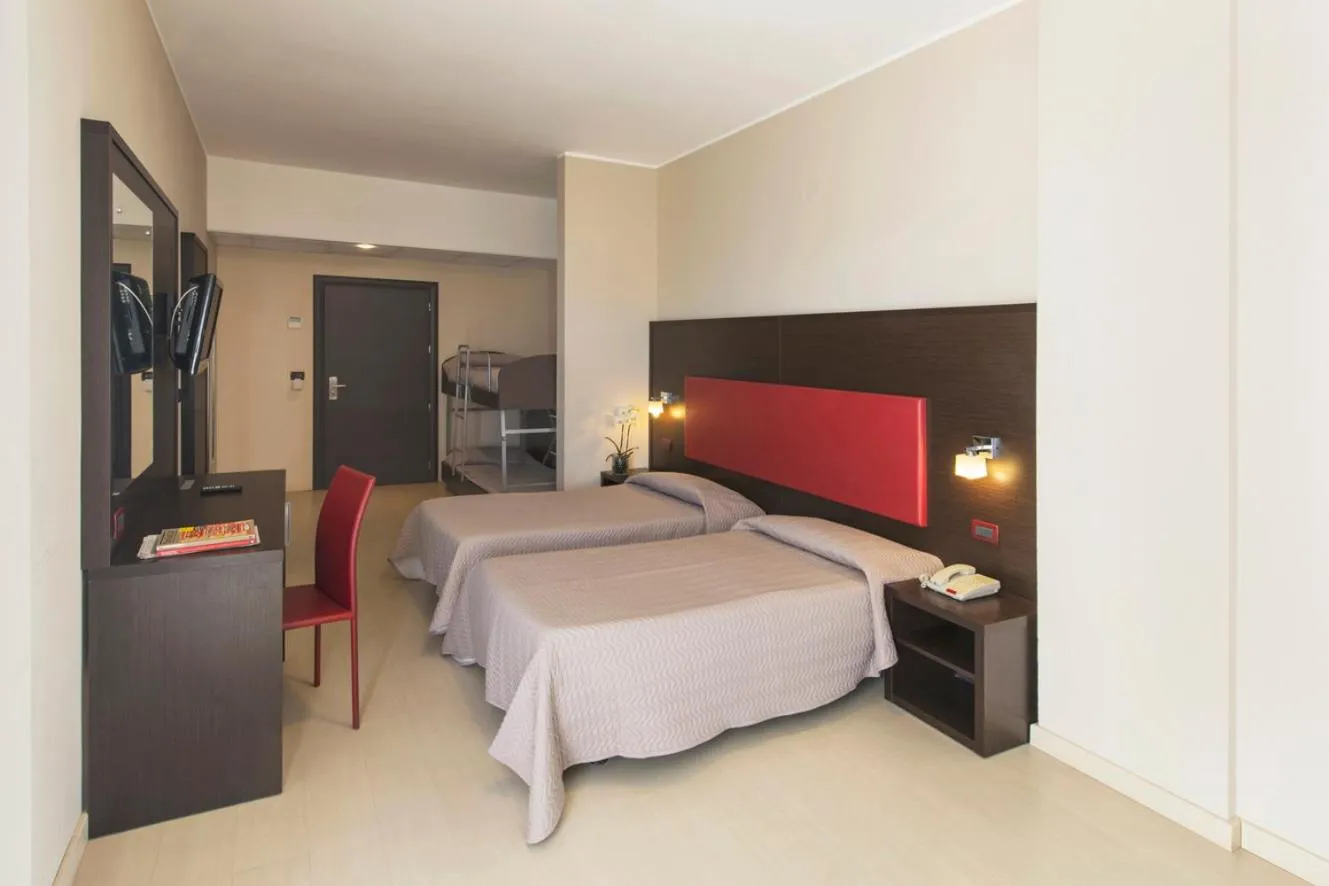 Shower, Bed in Grand Hotel Adriatico