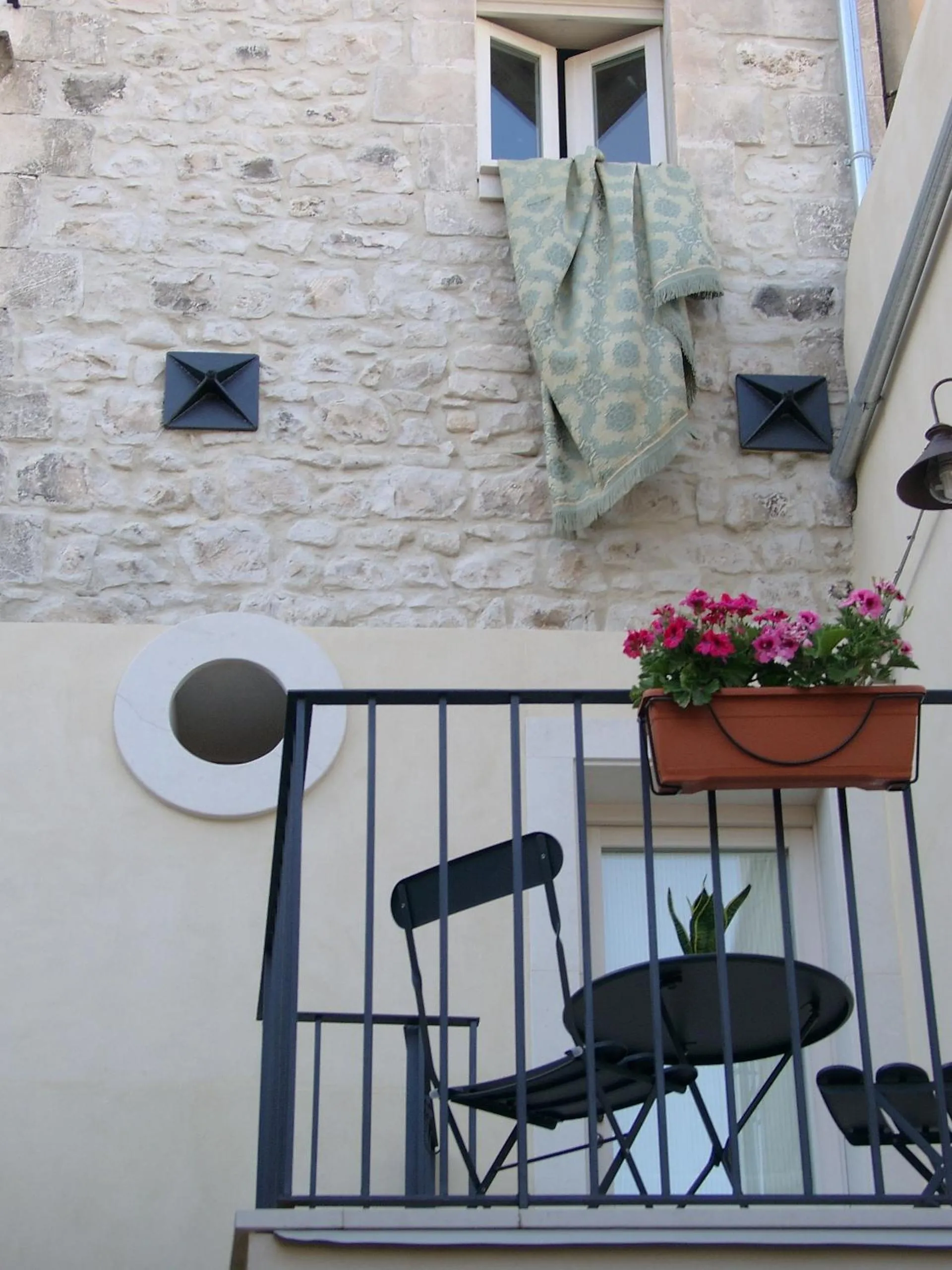 Bird's eye view in Chicchi Di Melograno