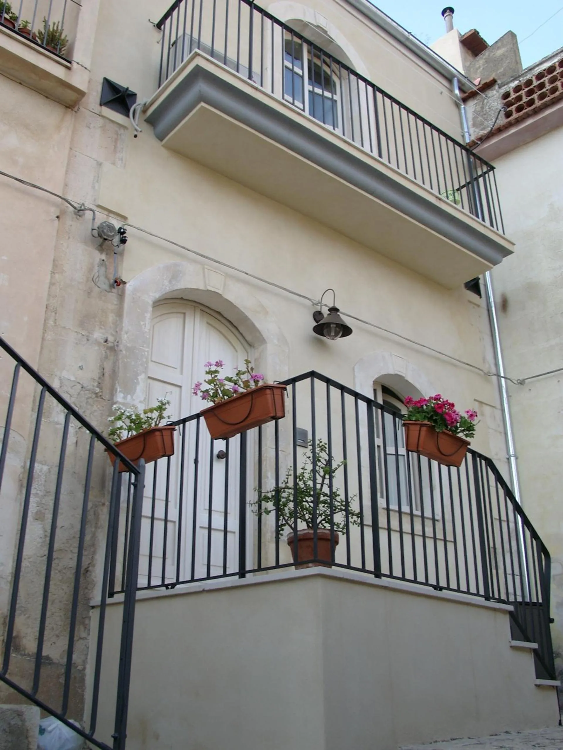 Property building in Chicchi Di Melograno