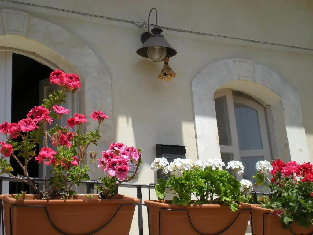 Balcony/Terrace in Chicchi Di Melograno