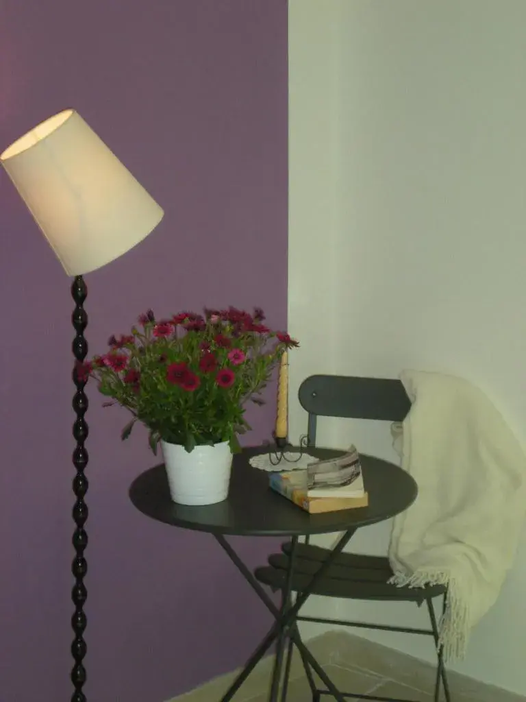 Large Double Room - single occupancy in Chicchi Di Melograno Large Double Room - single occupancy in Chicchi Di Melograno