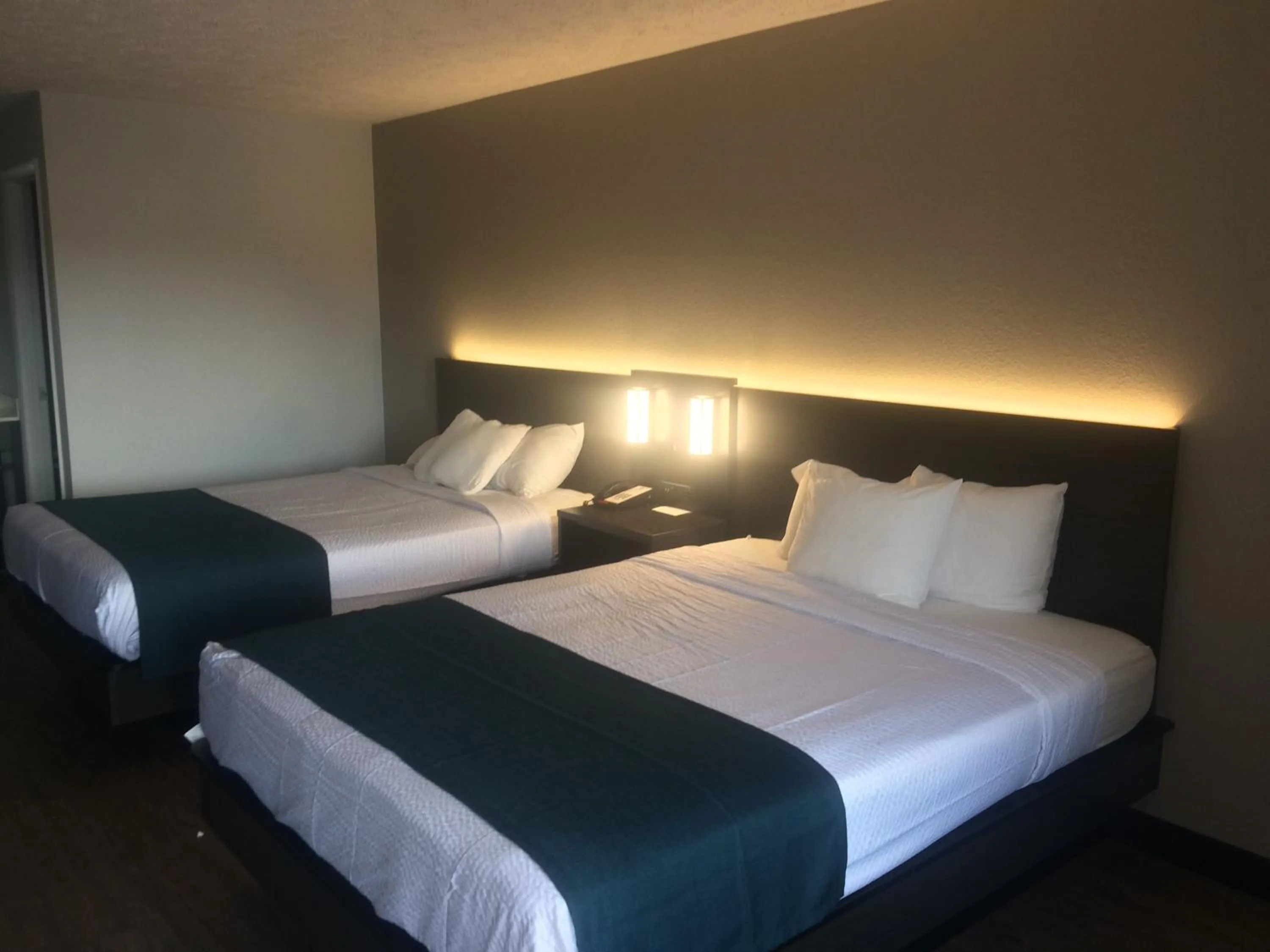 Motel 6-Hillsville, VA