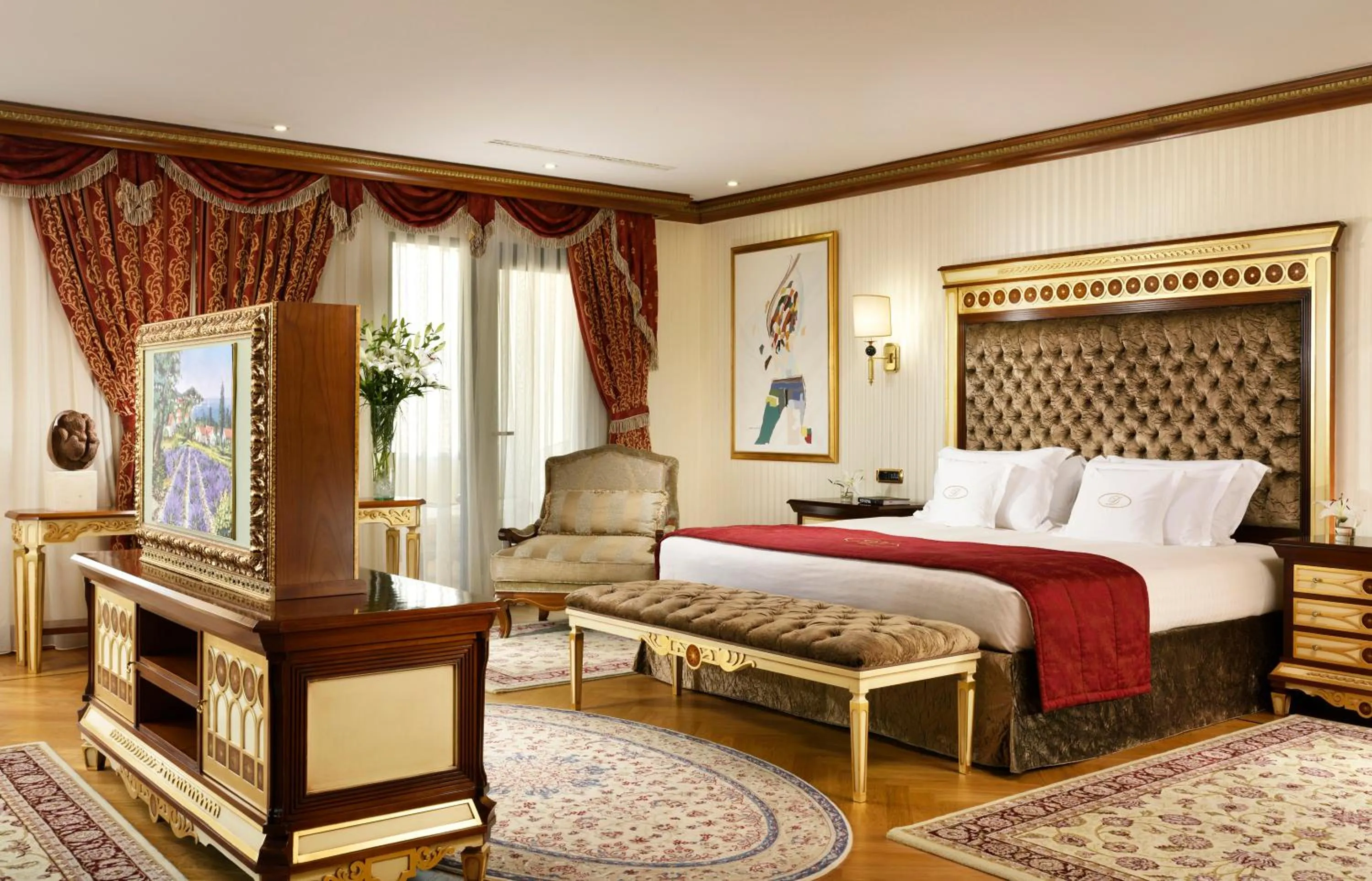 Bedroom, Bed in Swiss Diamond Hotel Prishtina