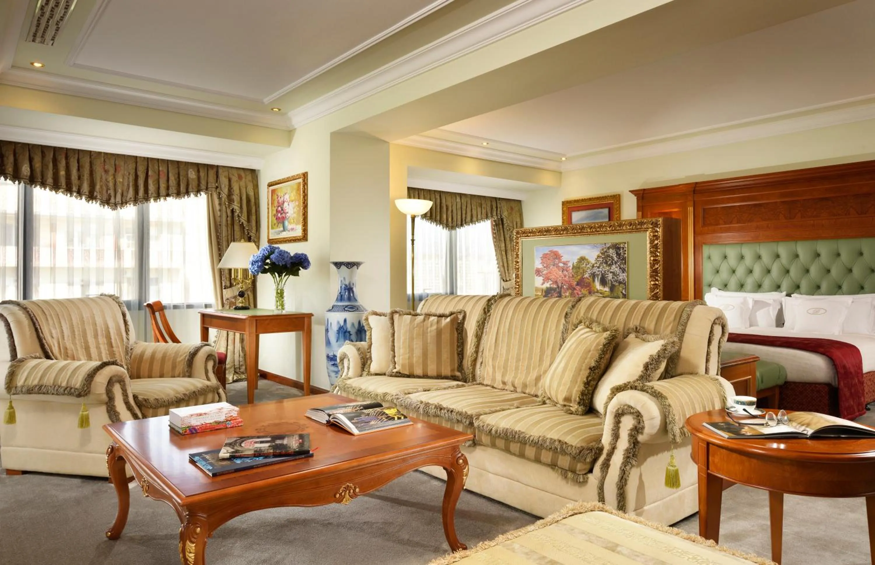 Seating area in Swiss Diamond Hotel Prishtina