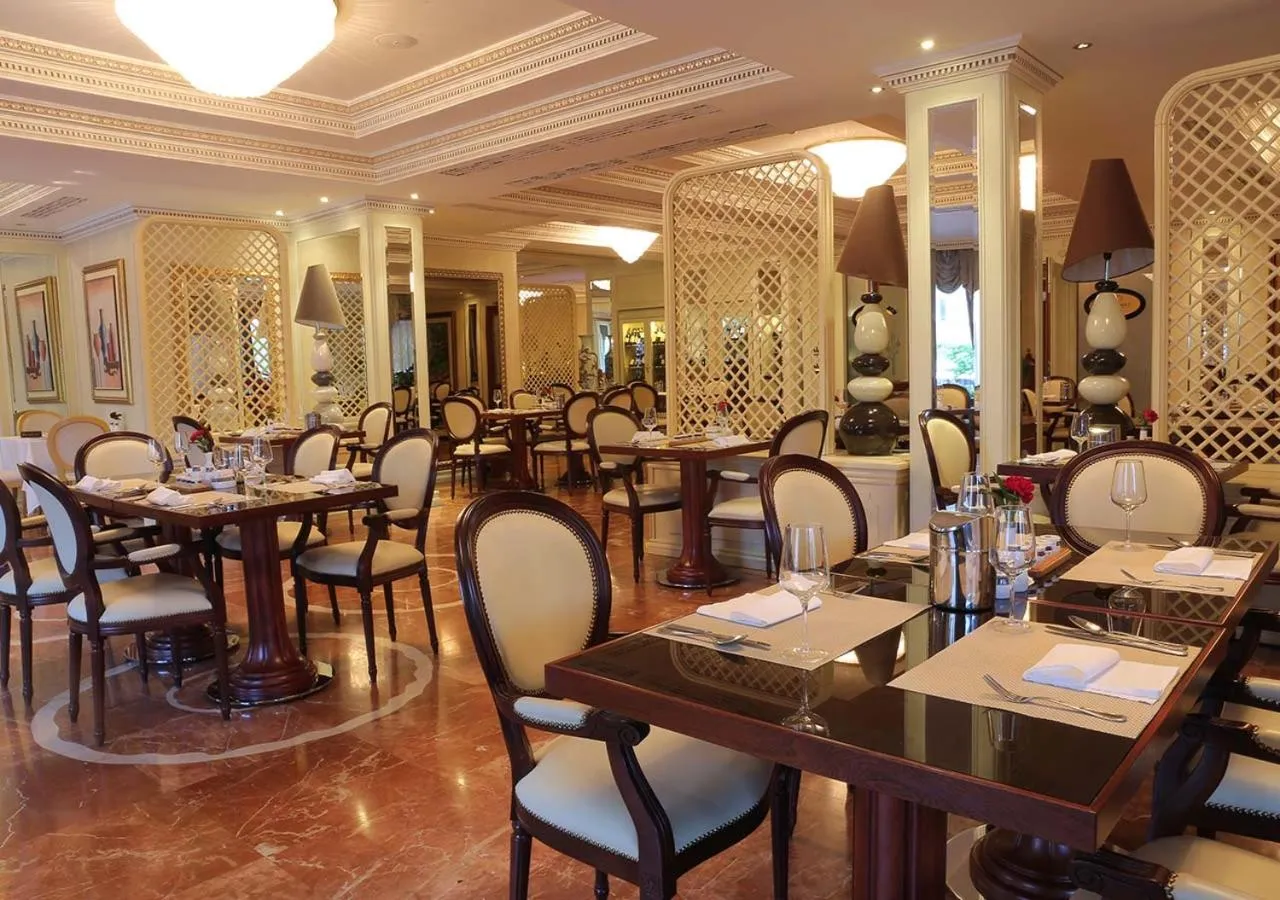 Restaurant/places to eat in Swiss Diamond Hotel Prishtina
