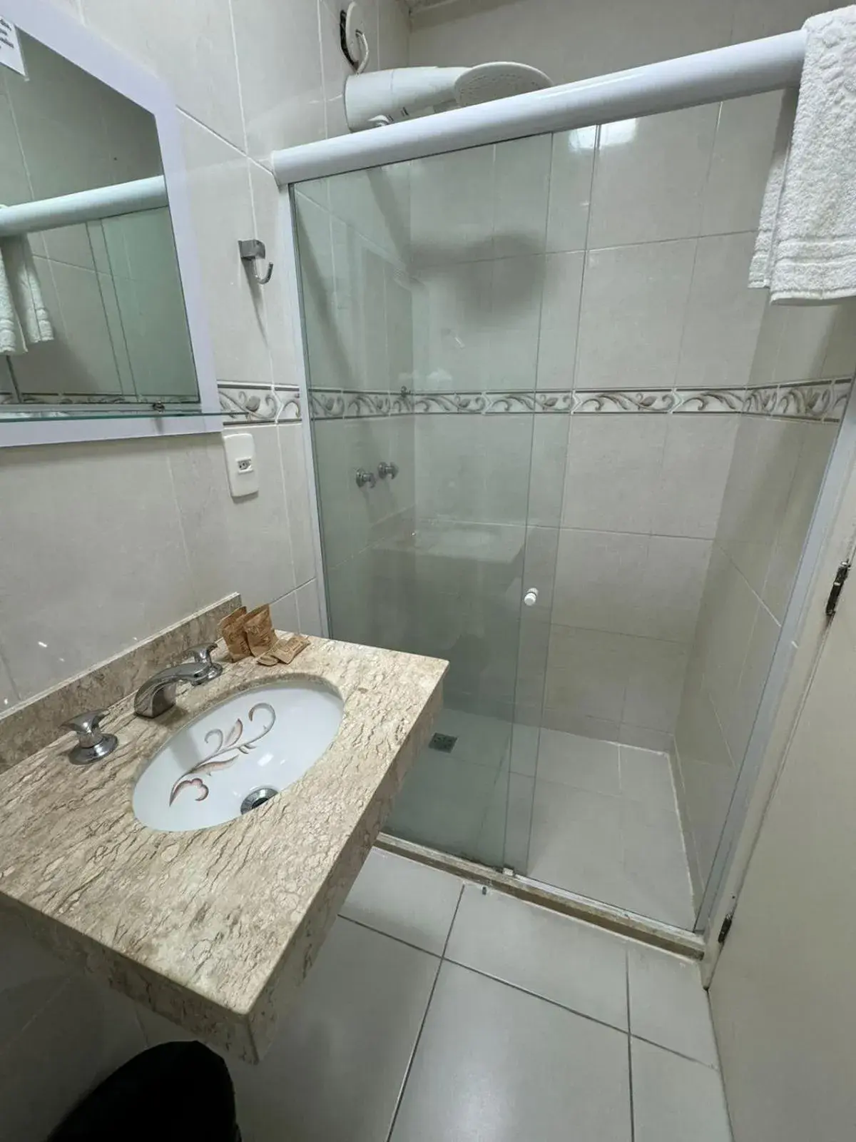 Standard Triple Room in Pousada Crystal Palace Standard Triple Room in Pousada Crystal Palace