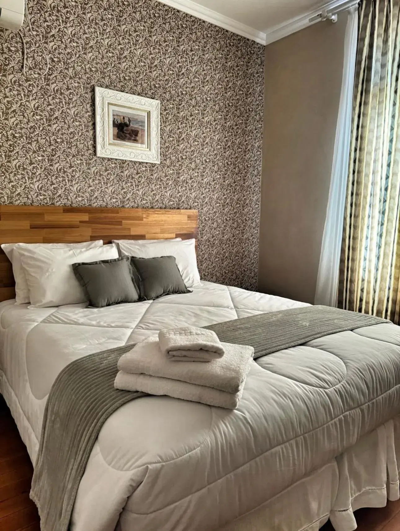 Double Room in Pousada Crystal Palace Double Room in Pousada Crystal Palace