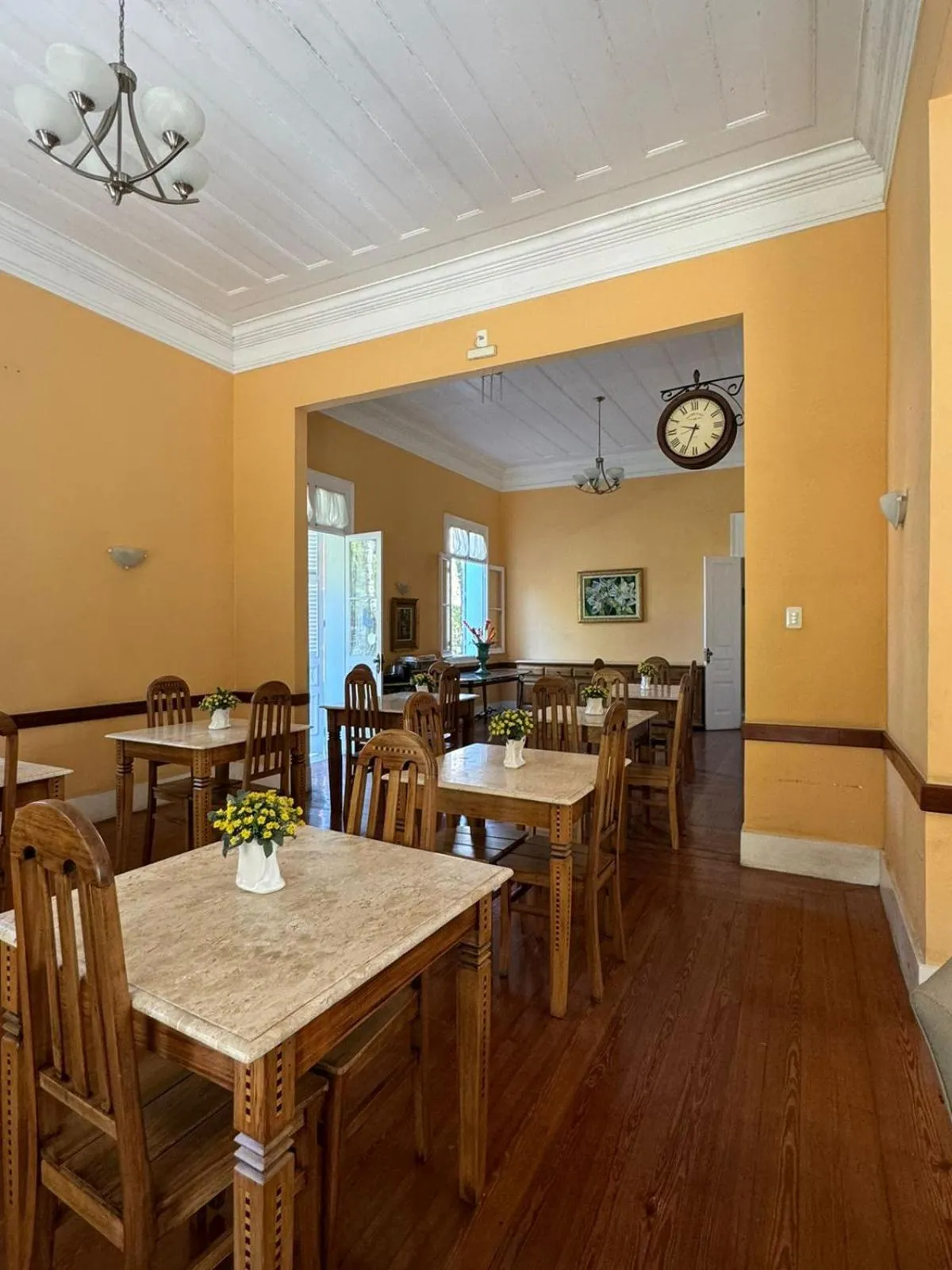 Living room in Pousada Crystal Palace