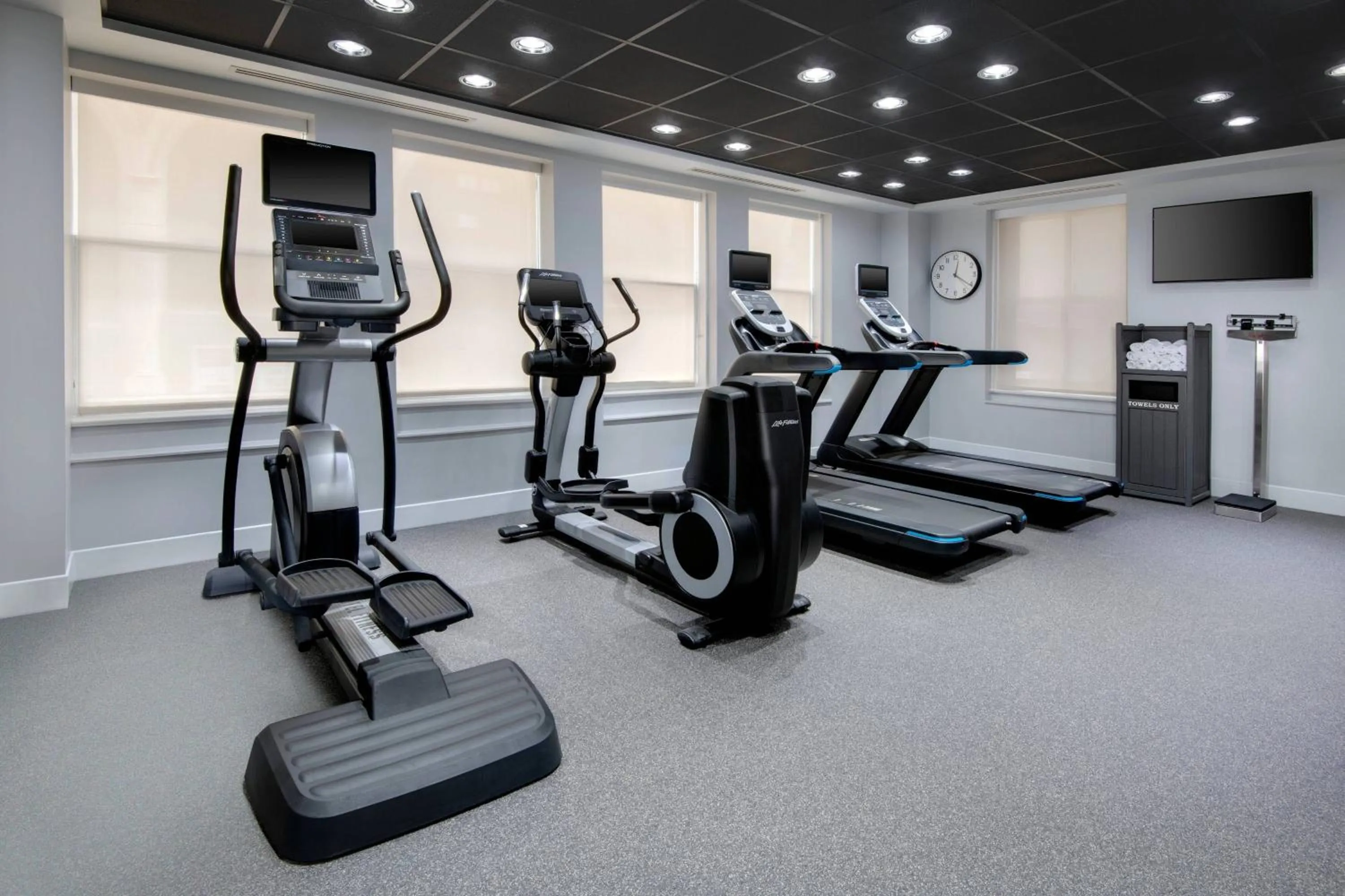 Fitness centre/facilities in Courtyard by Marriott Atlanta Downtown