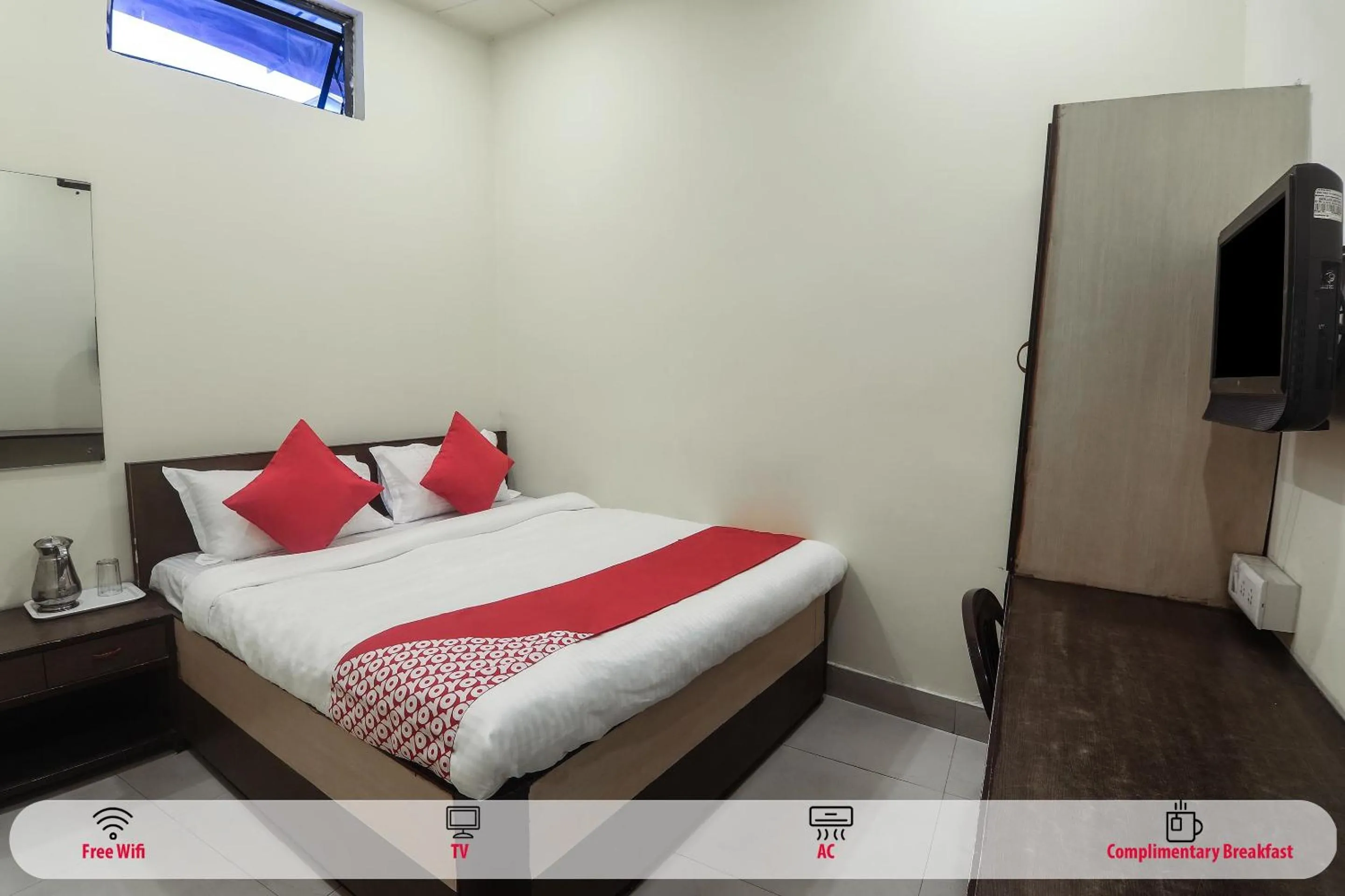 Bedroom, Bed in Hotel O Golden Peak