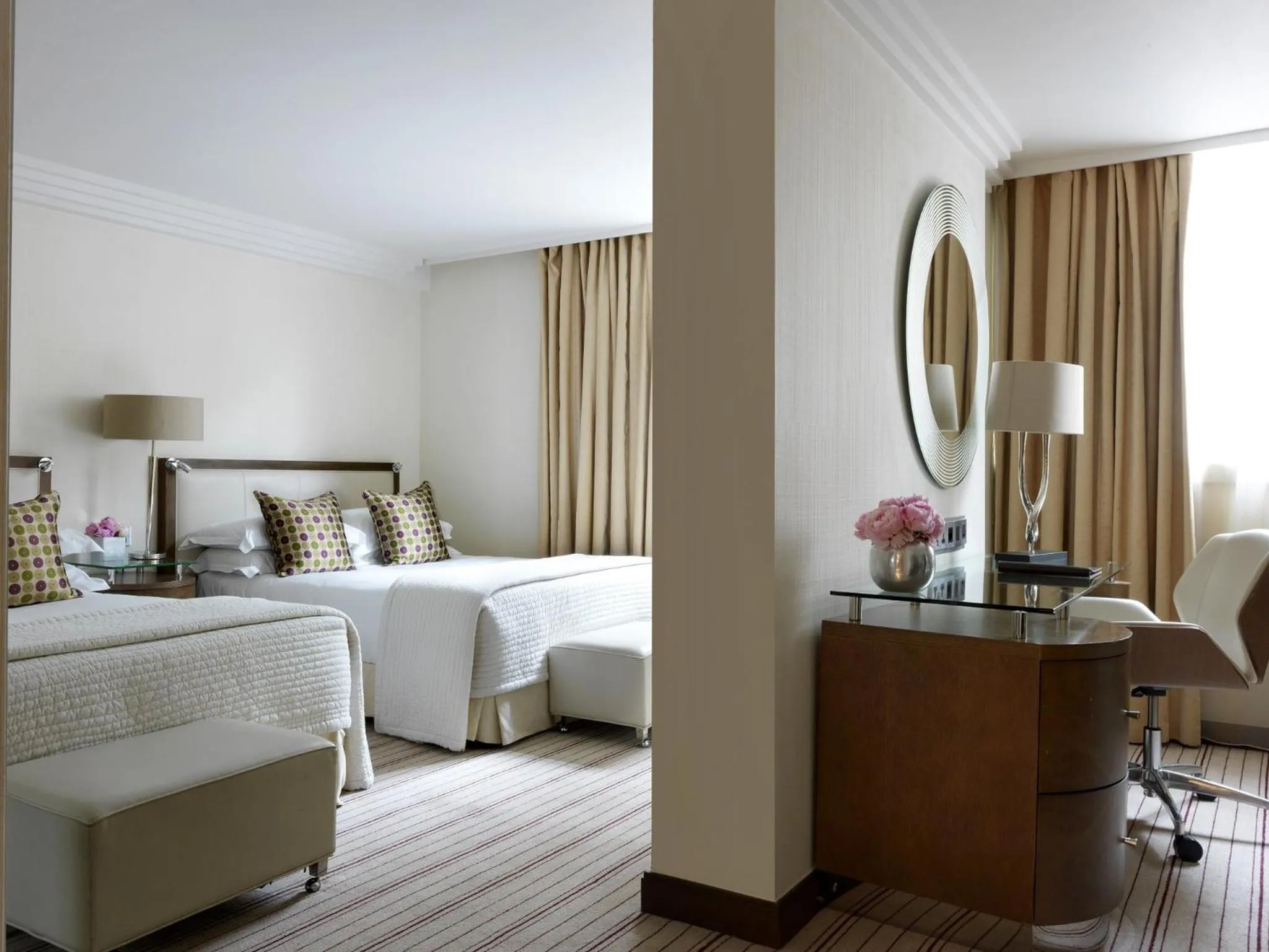 Photo of the whole room, Bed in The Marylebone Hotel