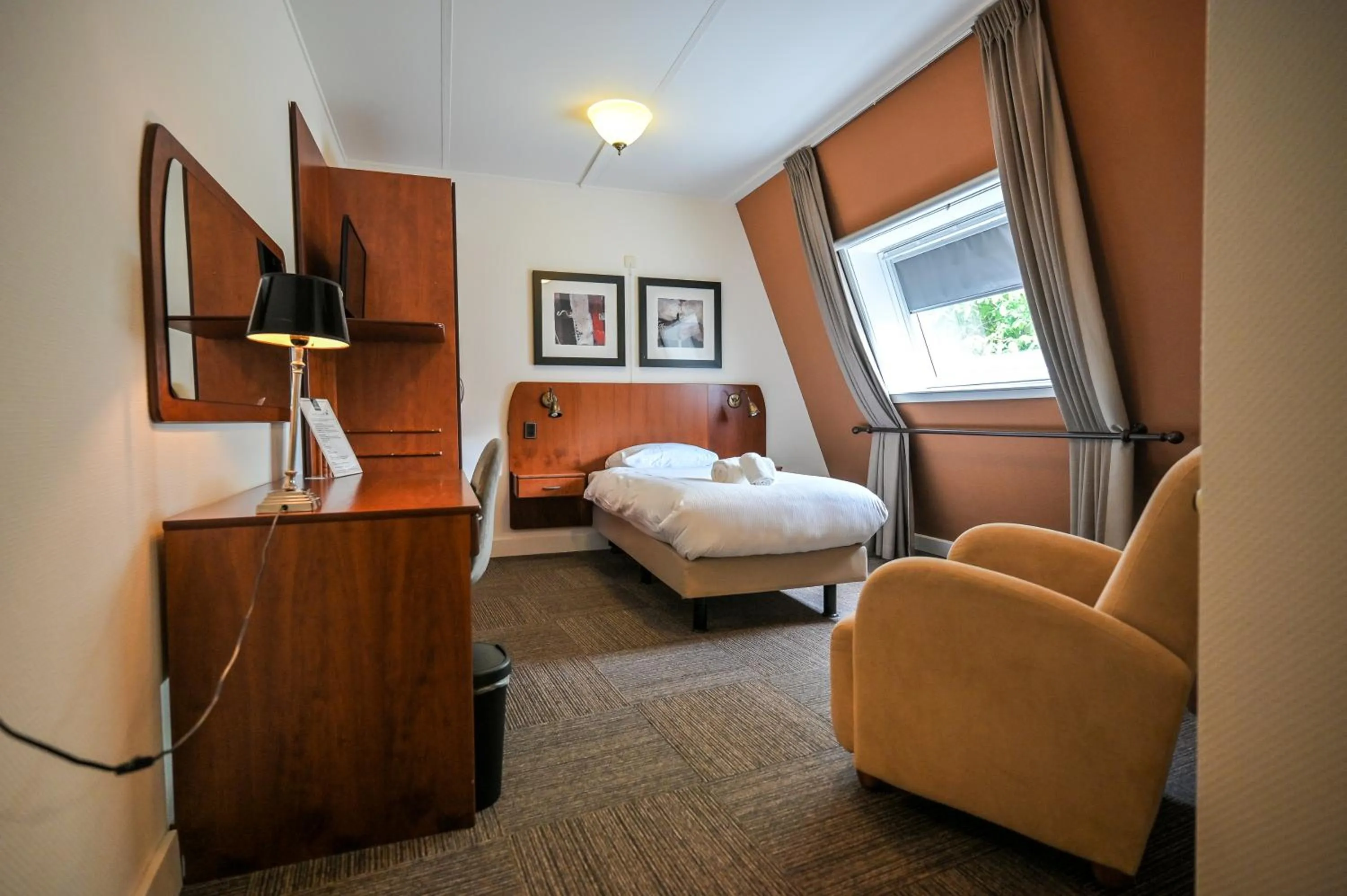 Bed in De Stobbe hotel & suites