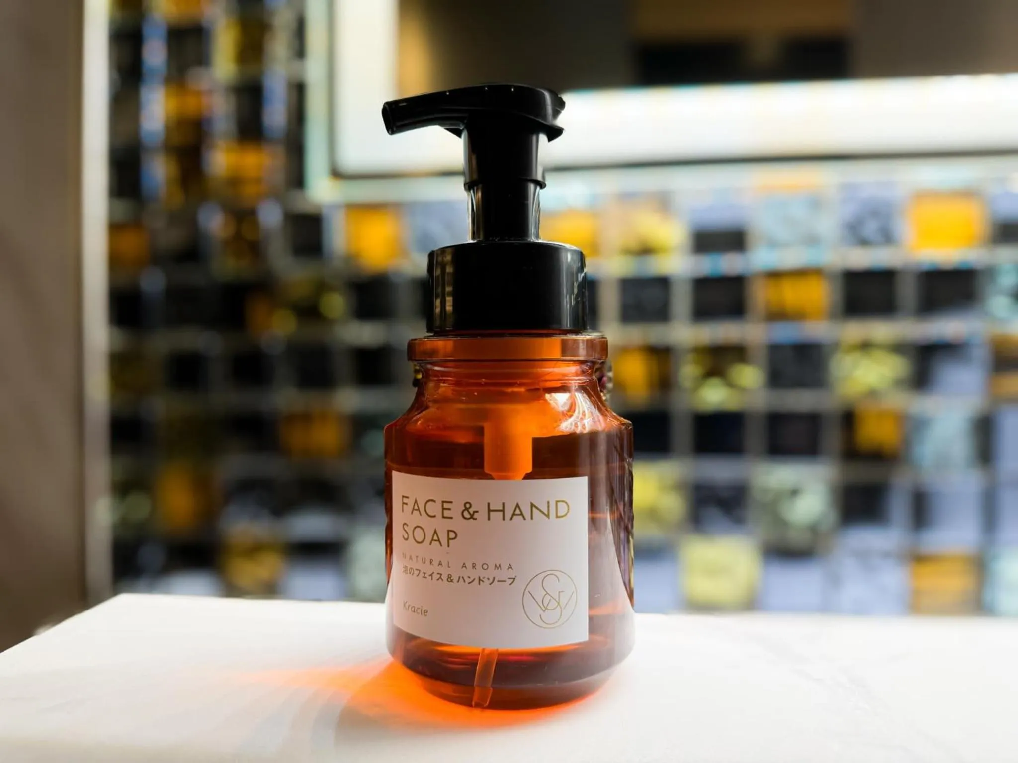 Photo of the whole room in Hotel Amethyst