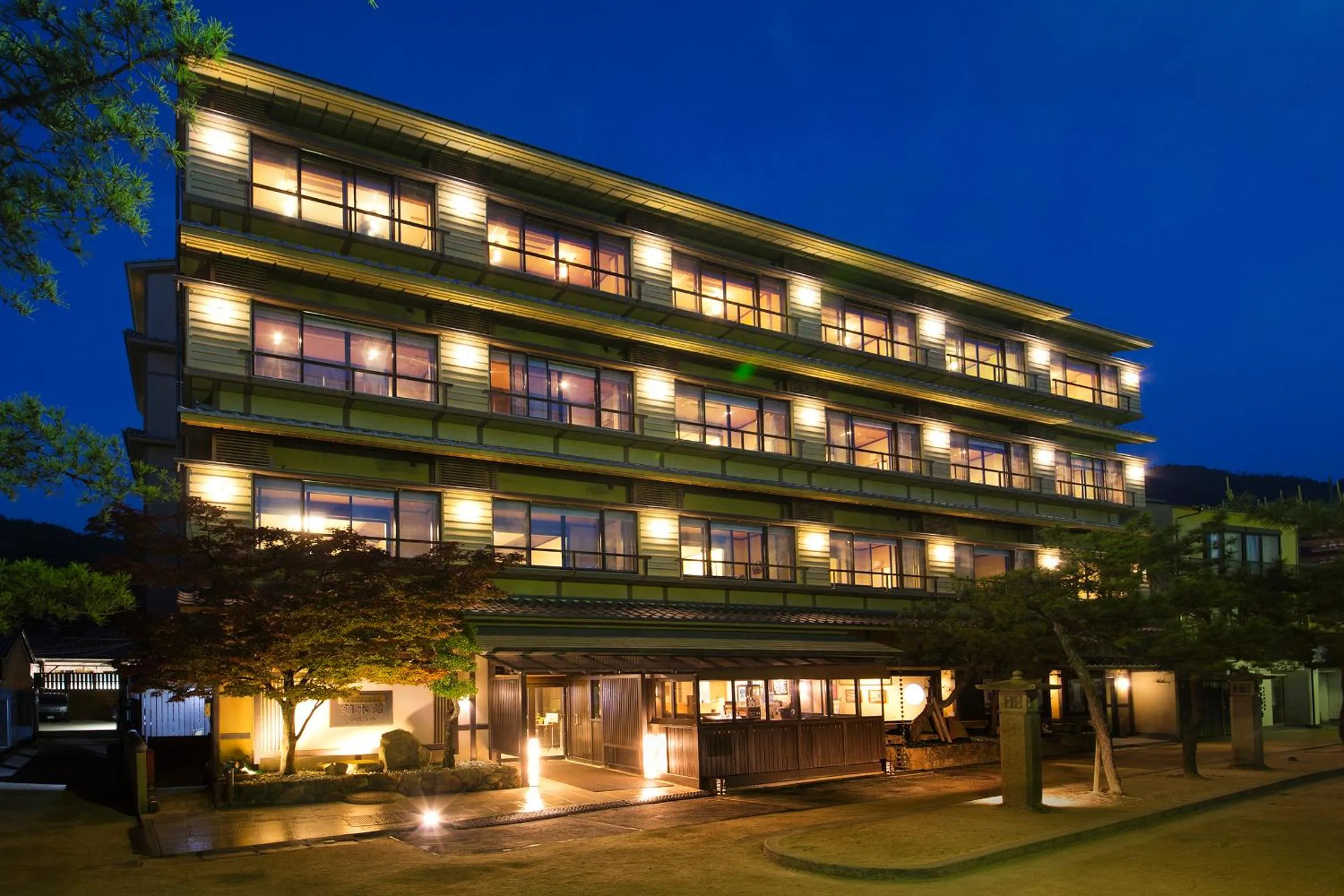 Facade/entrance in Kinsuikan