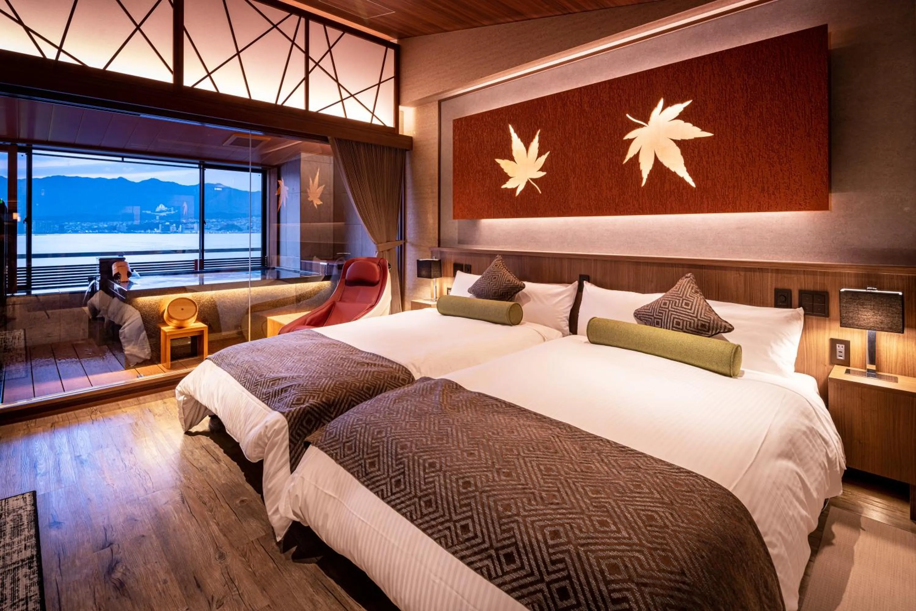 Photo of the whole room, Bed in Kinsuikan