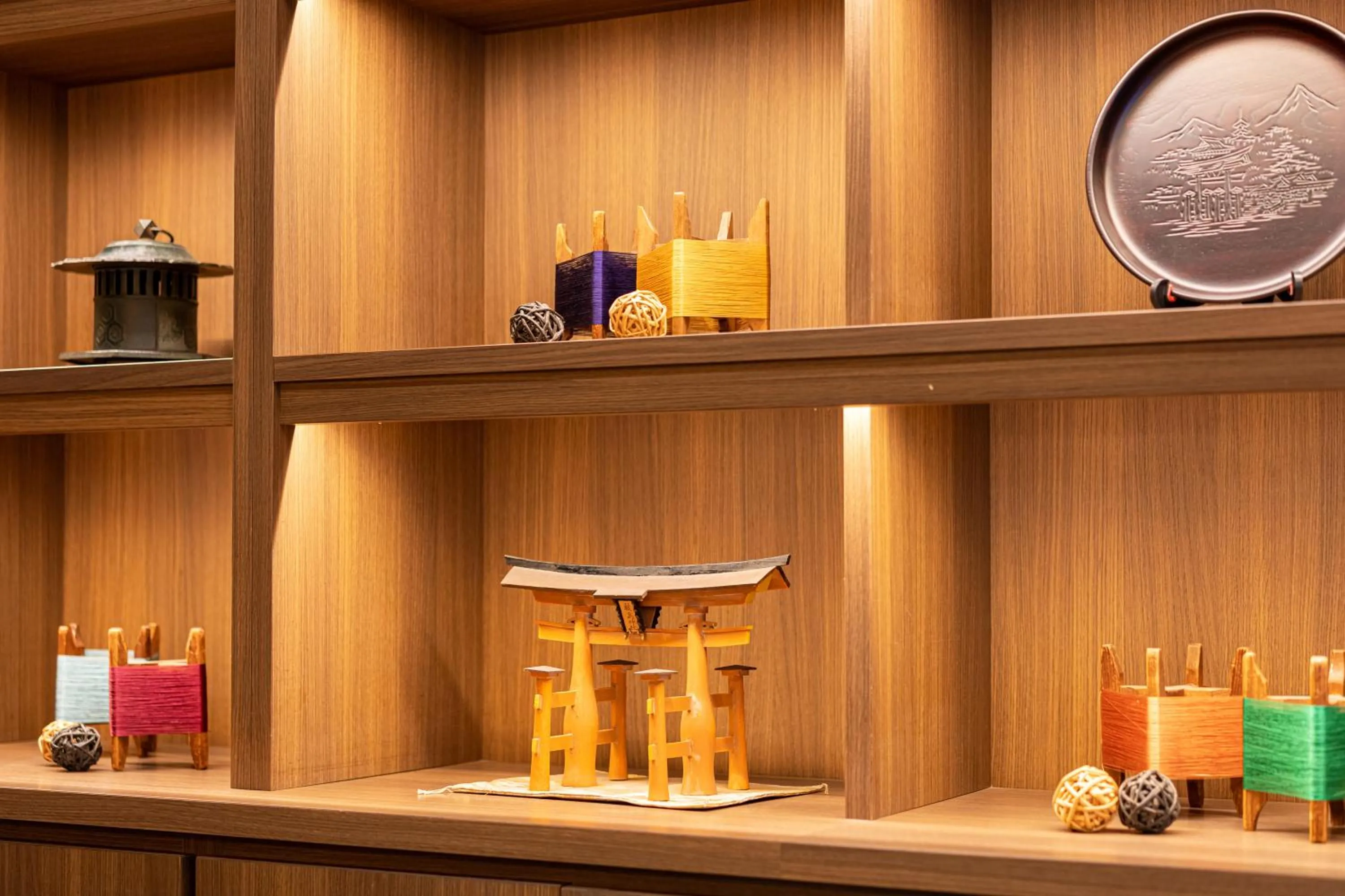 Decorative detail in Kinsuikan