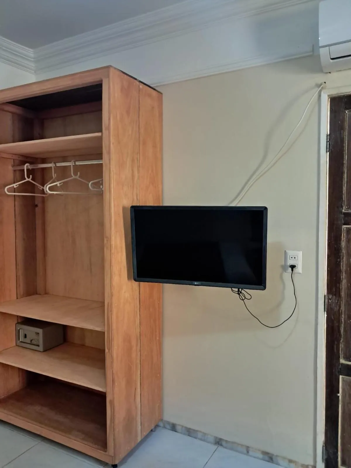 TV and multimedia in Hotel Pousada Acácia da Barra