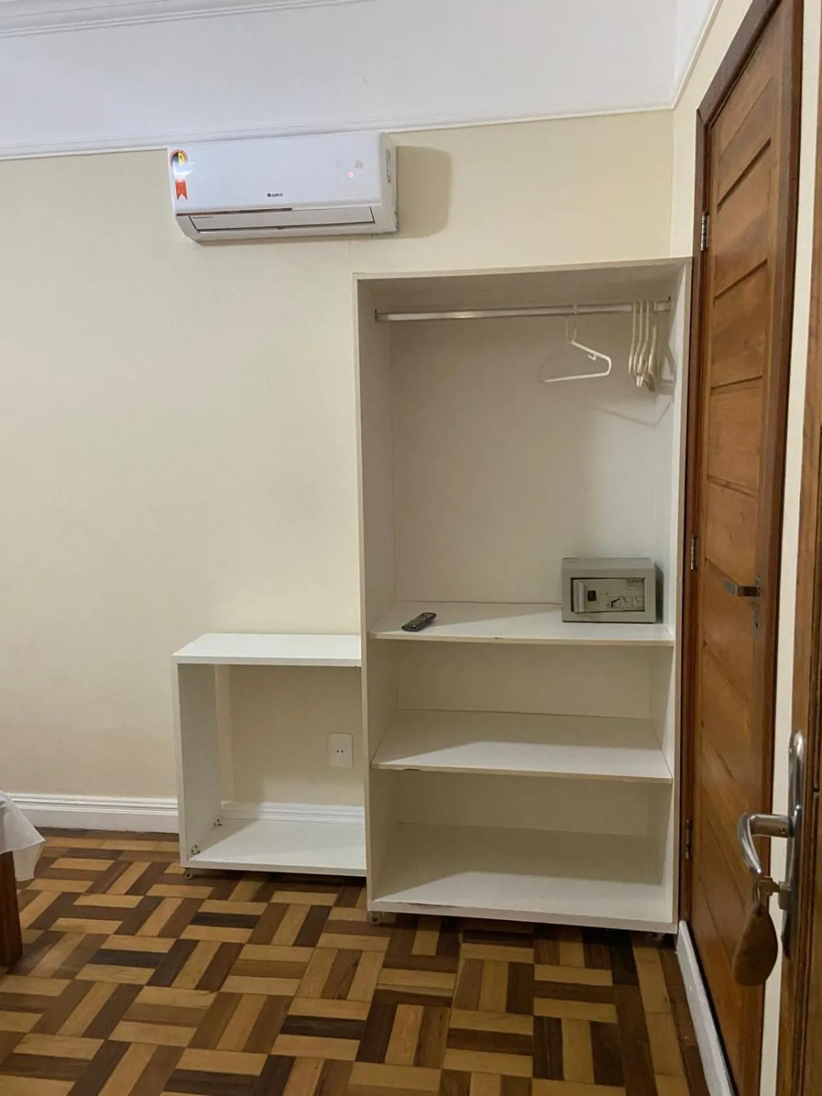 Bedroom in Hotel Pousada Acácia da Barra