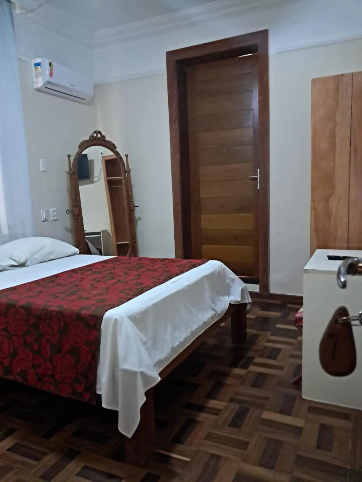 Bed in Hotel Pousada Acácia da Barra