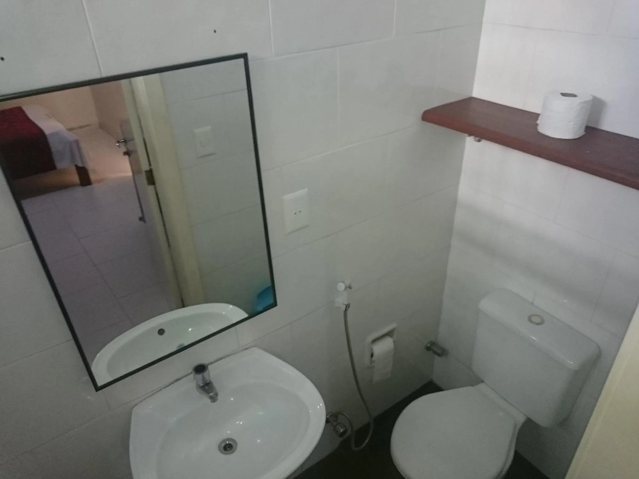 Shower in Hotel Pousada Acácia da Barra