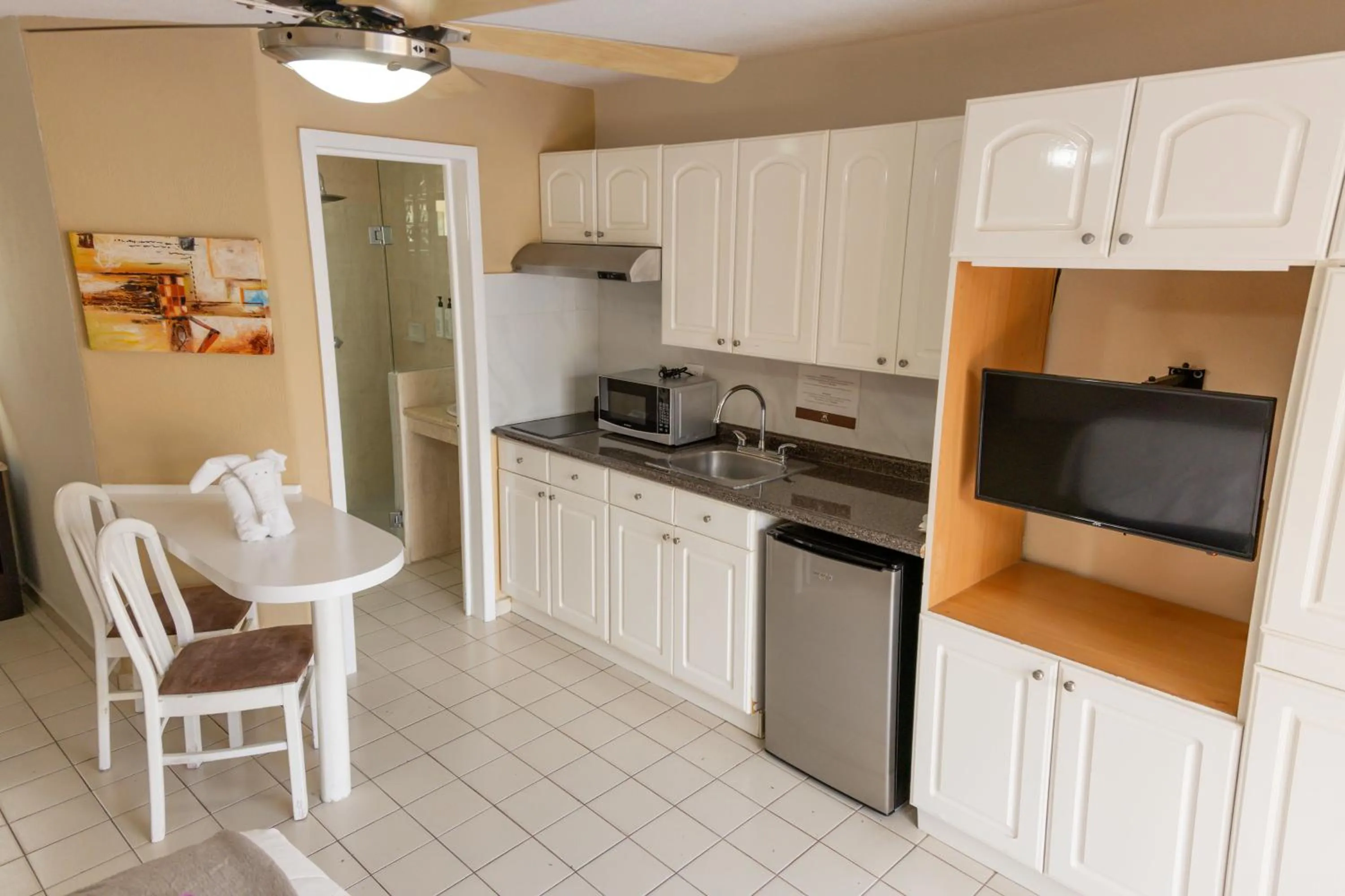 kitchen in Hotel Santa Fe Los Cabos by Villa Group