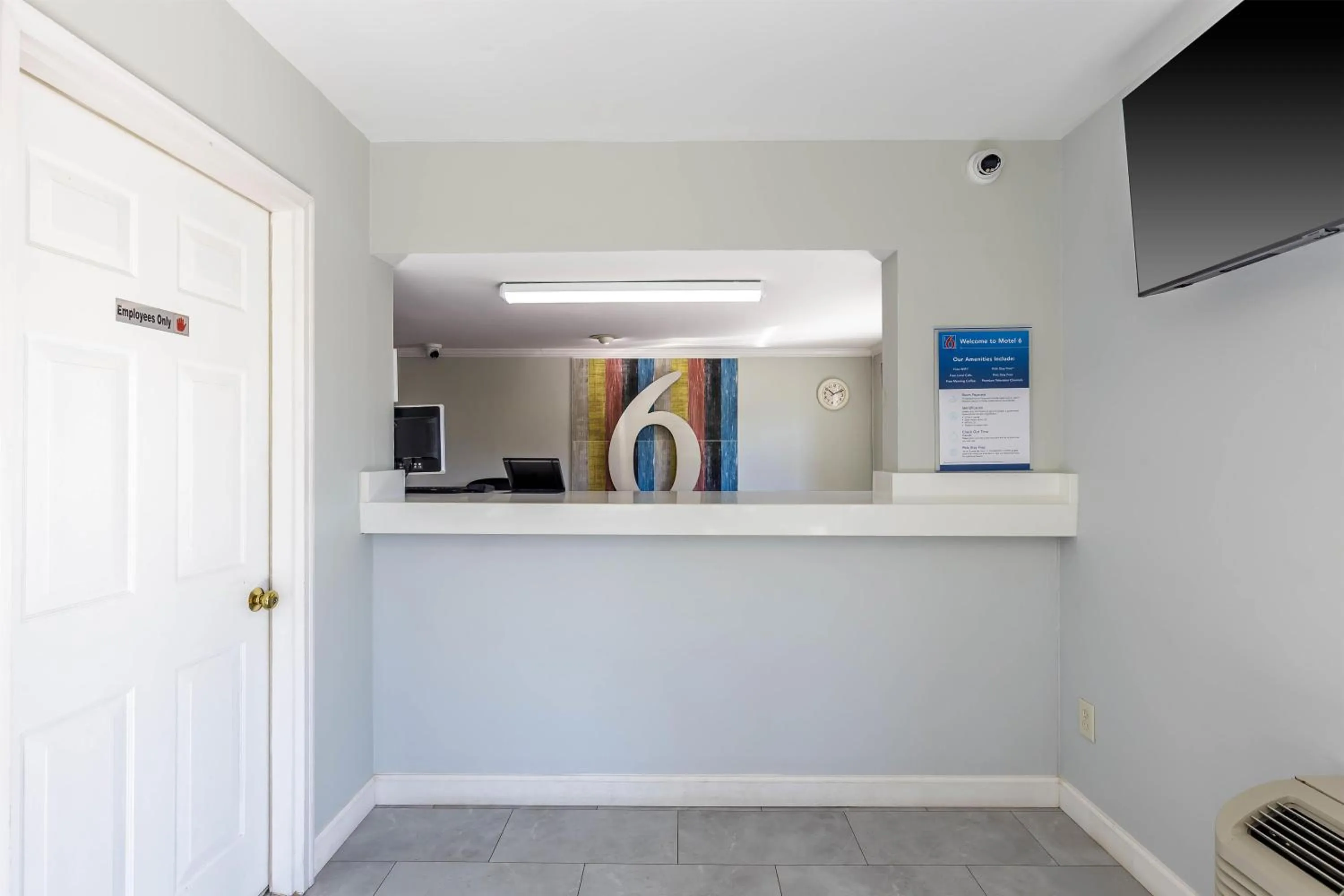 Lobby or reception in Motel 6 Culpeper, VA