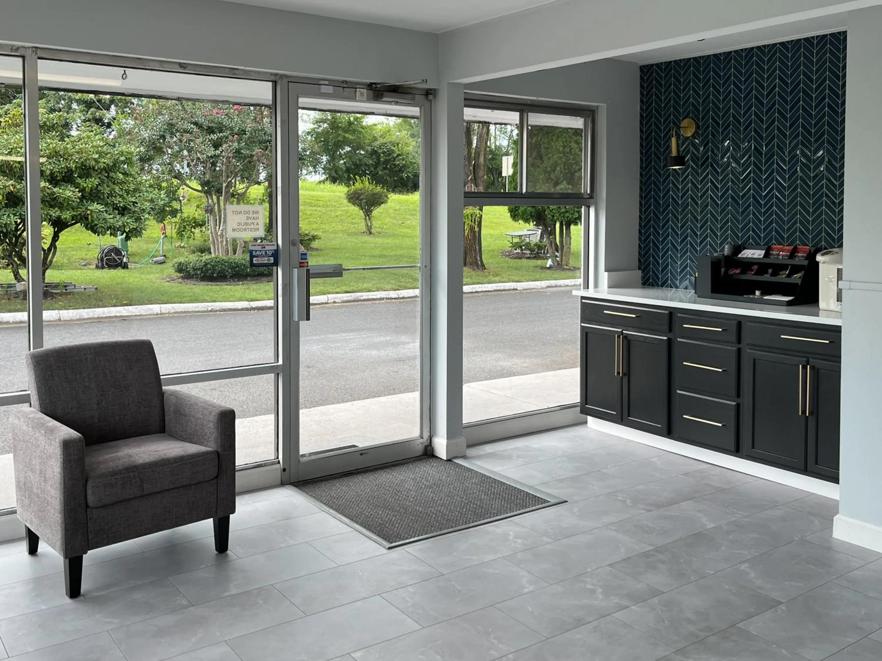 Lobby or reception in Motel 6 Culpeper, VA