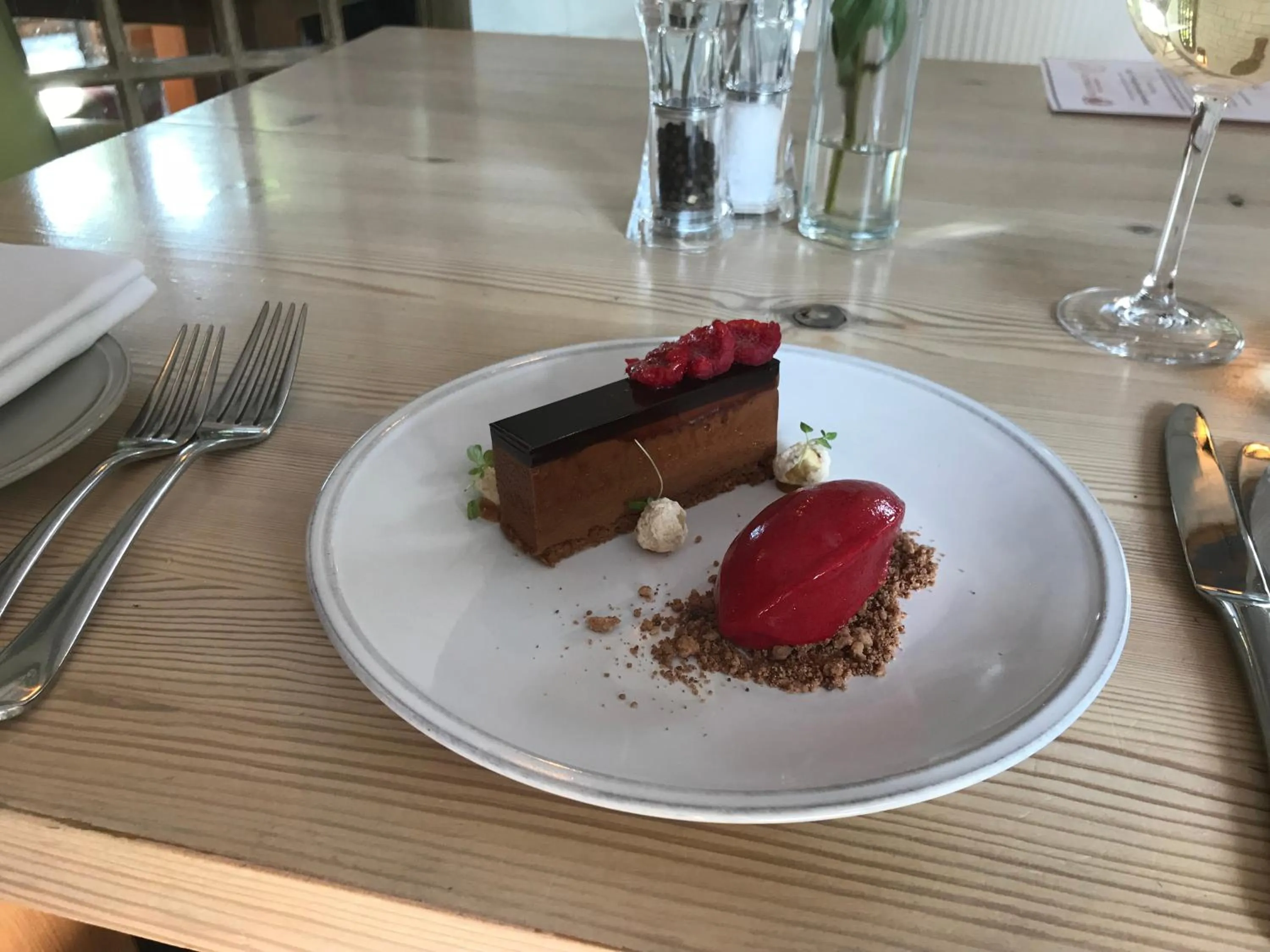 Lunch in The Dog At Wingham