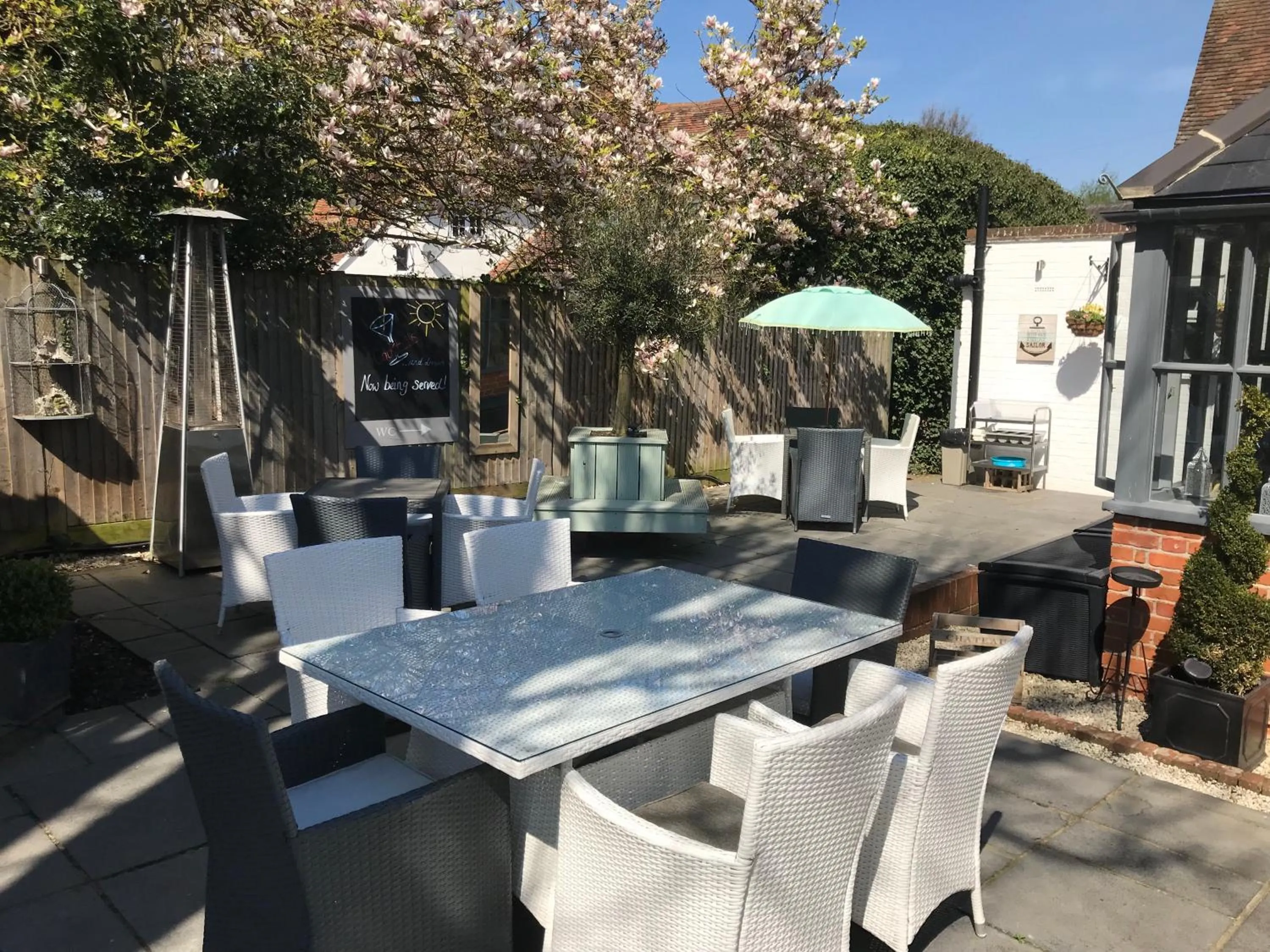 Patio in The Dog At Wingham