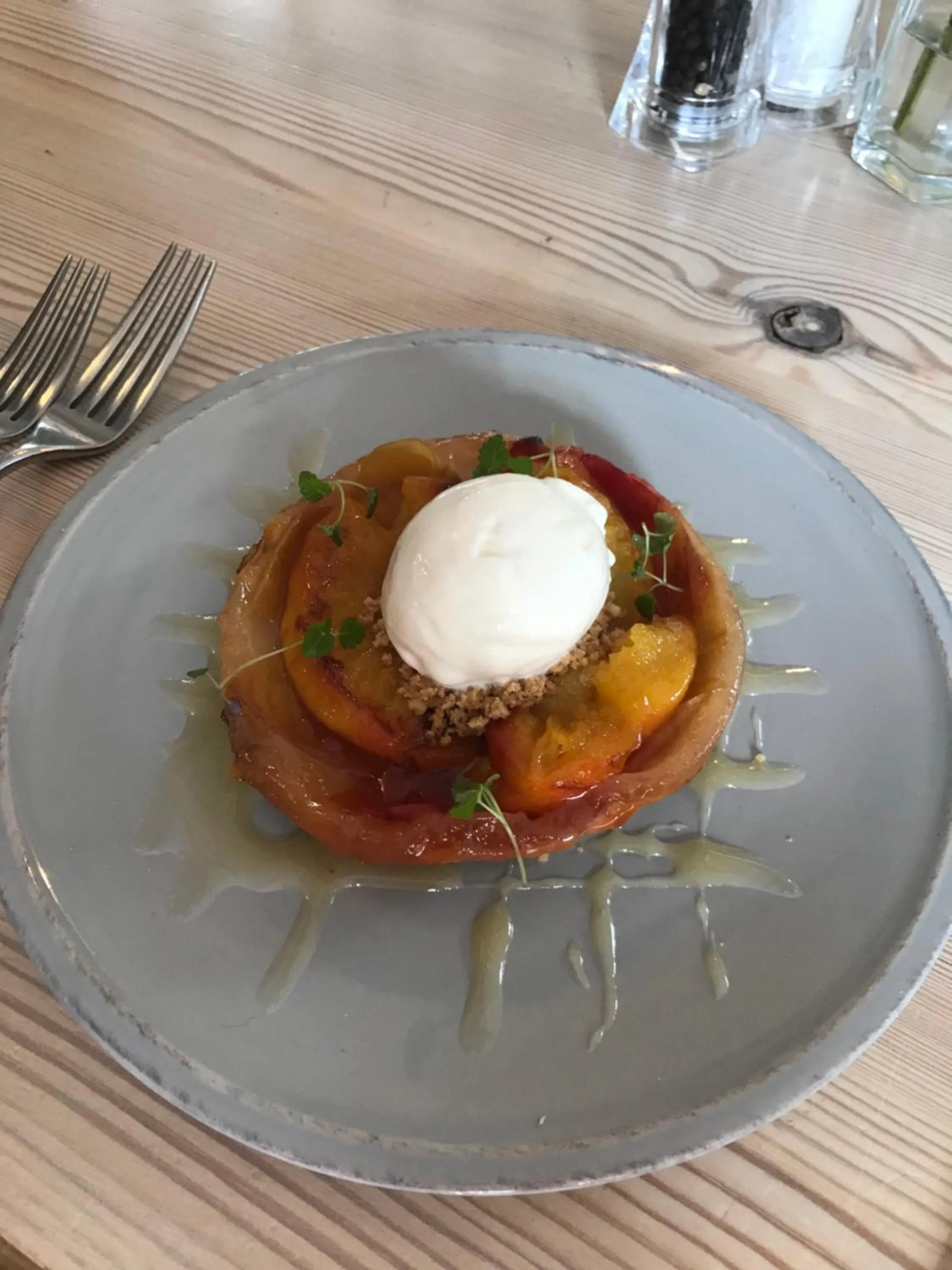 Lunch in The Dog At Wingham