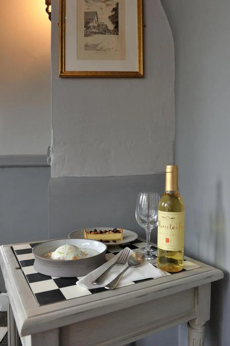 Food in The Dog At Wingham