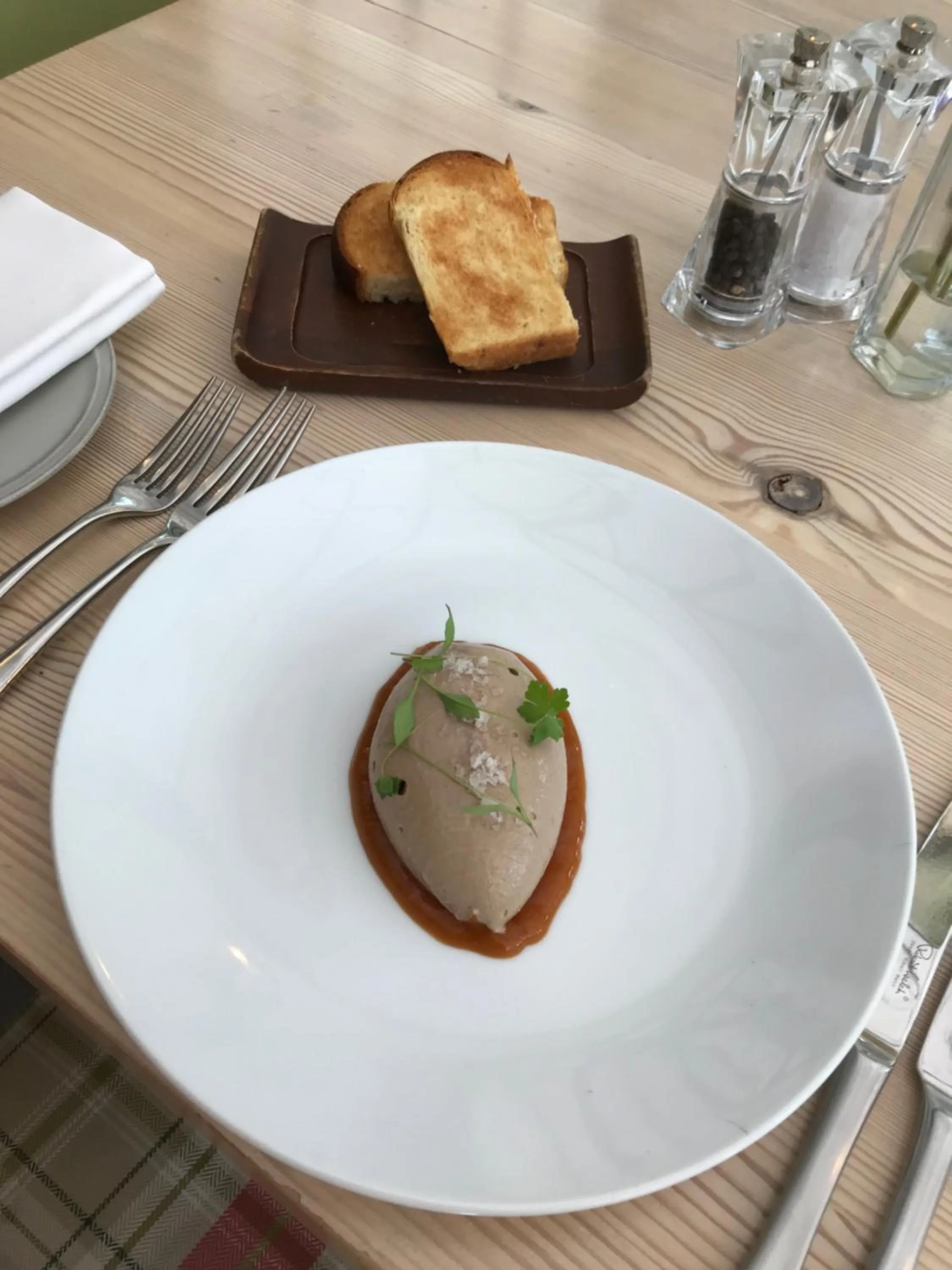 Lunch in The Dog At Wingham