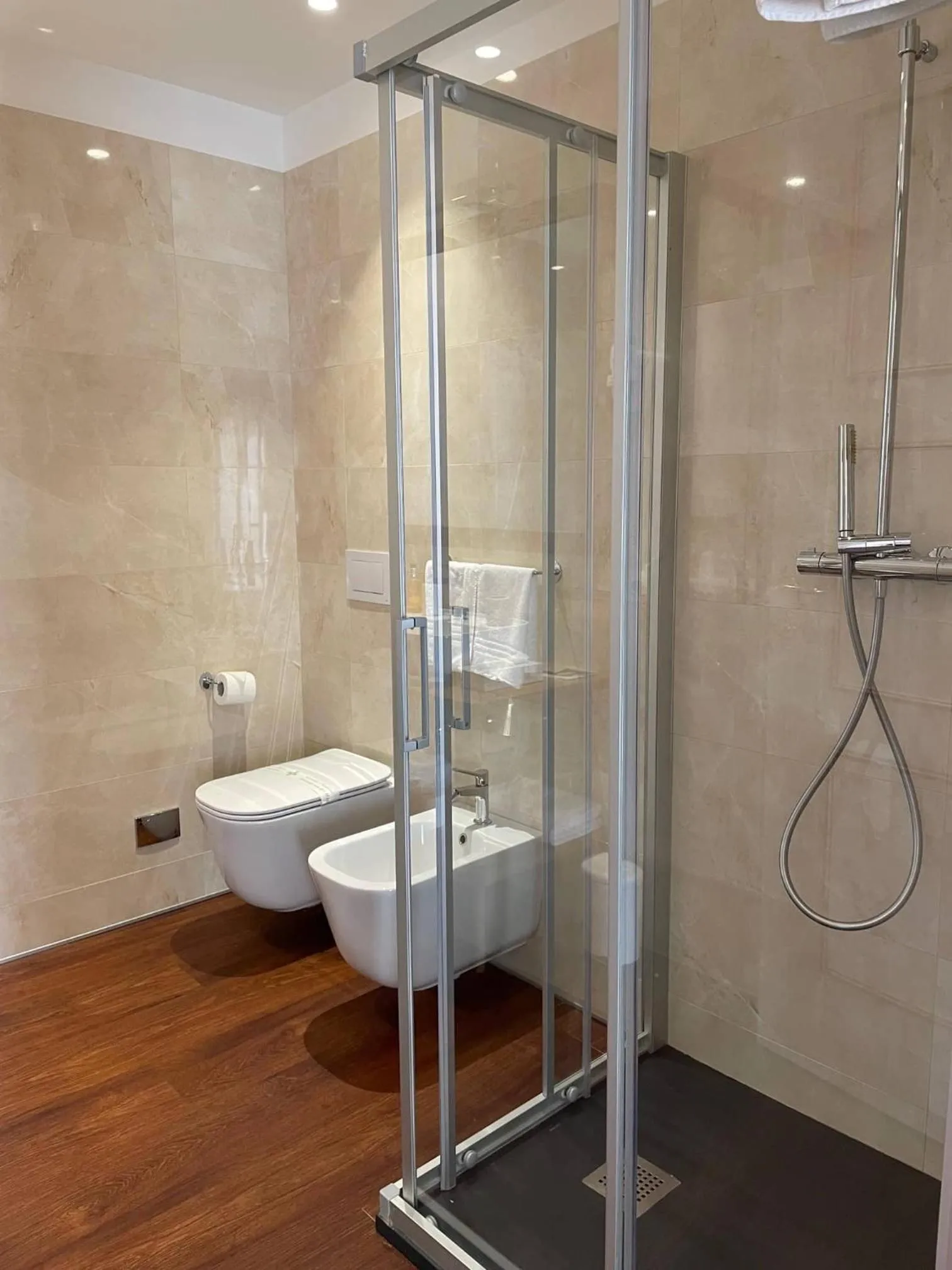 Shower in Il Belvedere