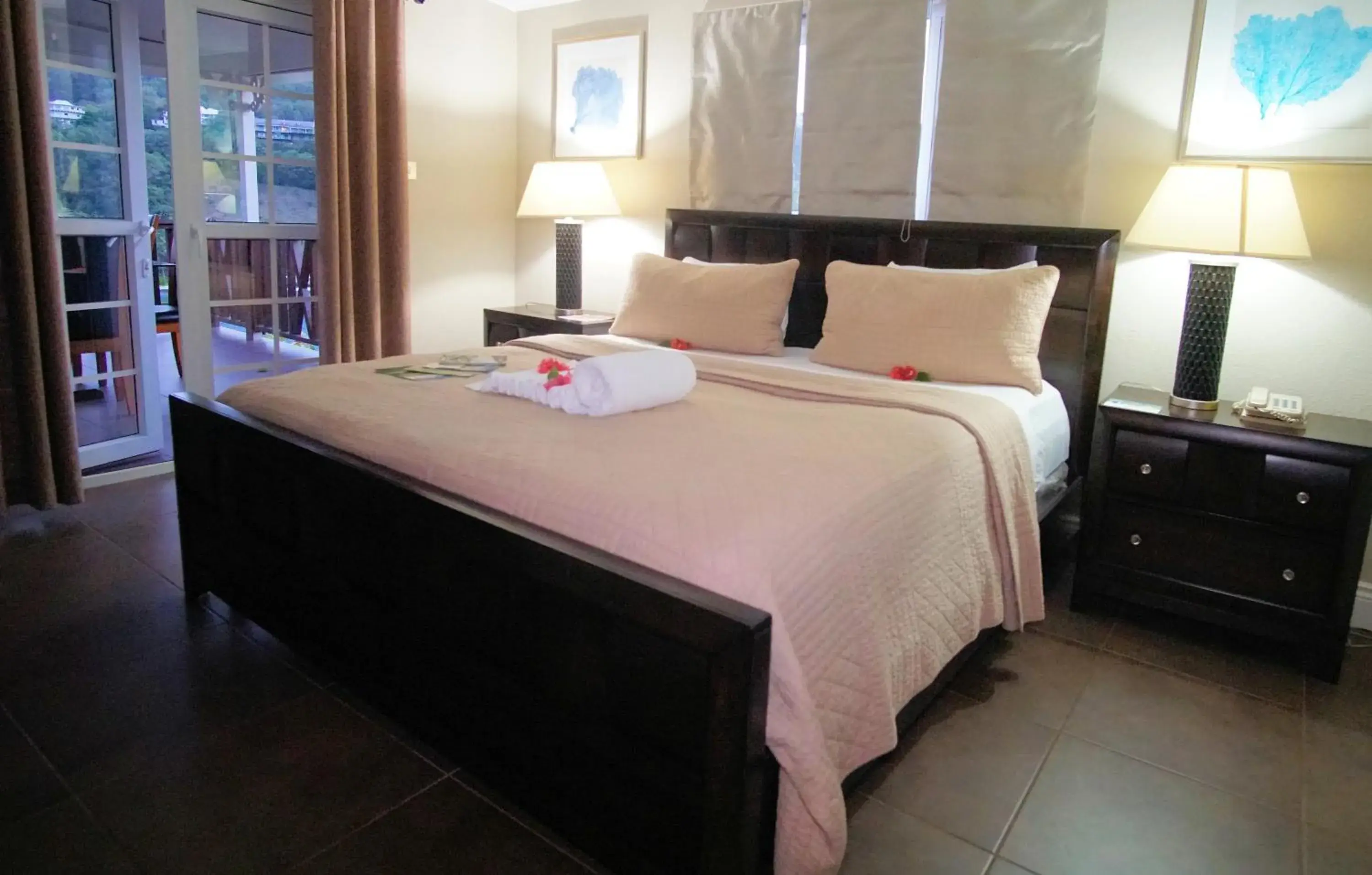 Sunset Villa Suite - 2 bedroom in Marigot Beach Club & Dive Resort Sunset Villa Suite - 2 bedroom in Marigot Beach Club & Dive Resort