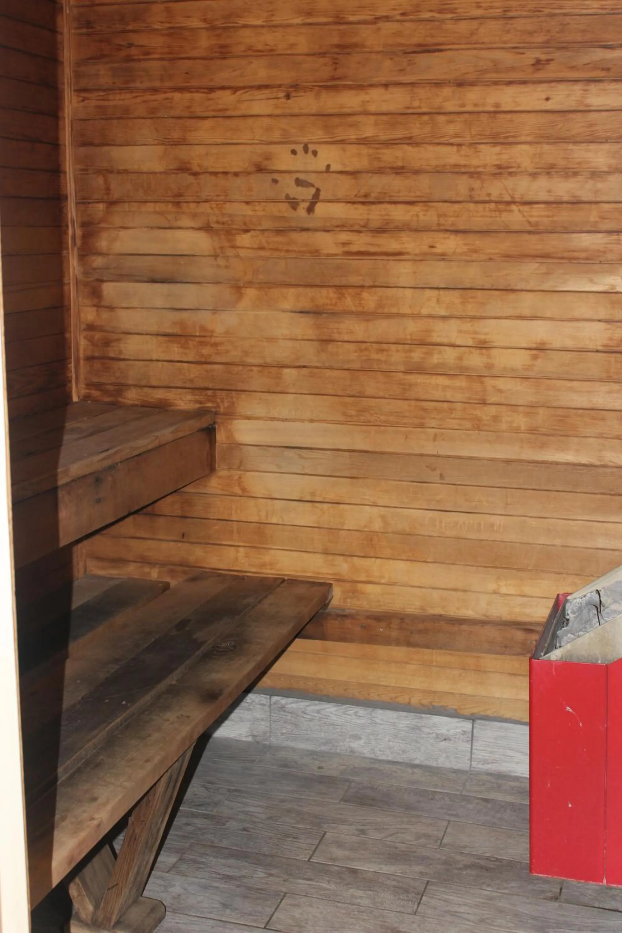 Sauna in Cedarwood Inn of Ashland