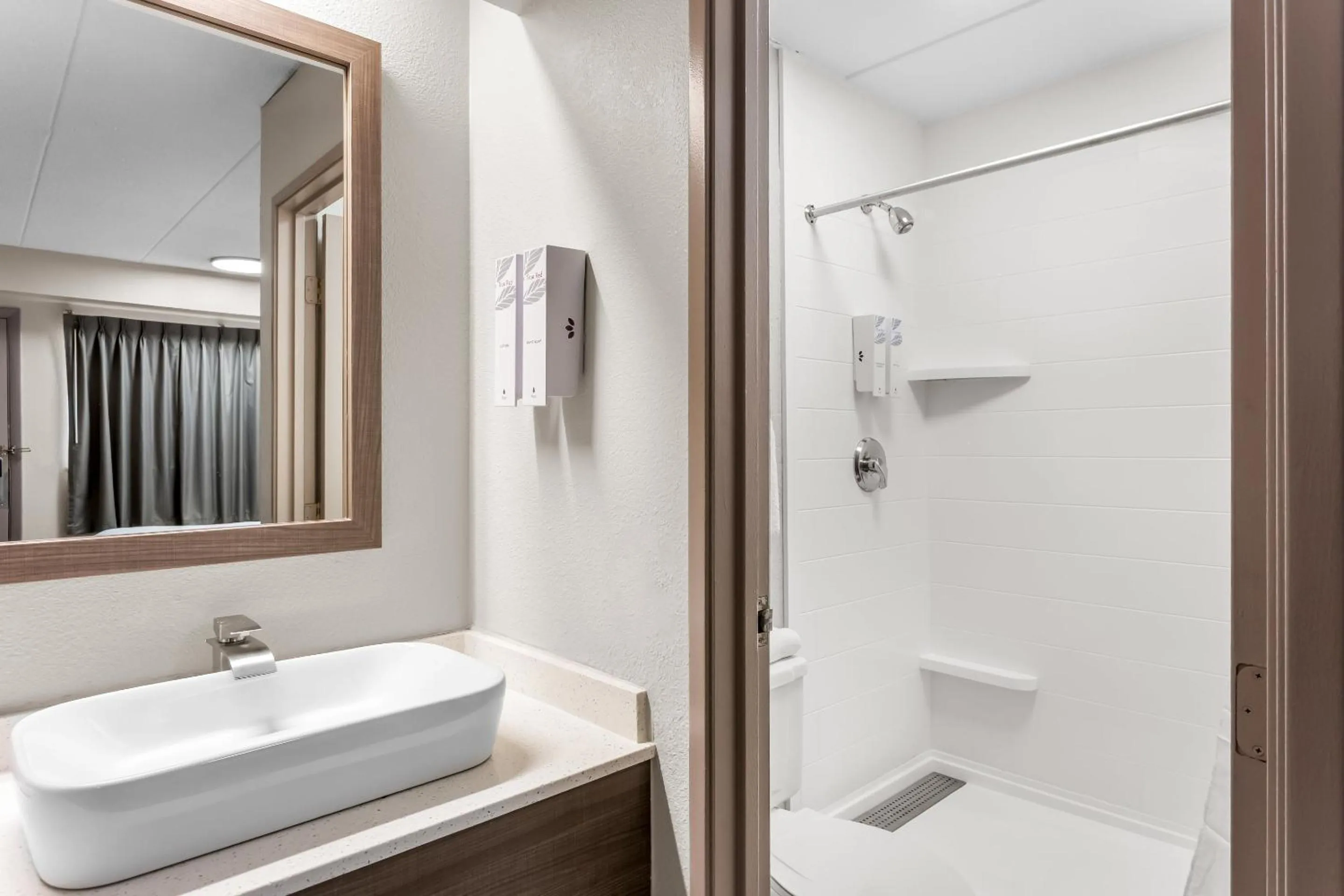 Bathroom in Red Roof PLUS Chicago - Hoffman Estates