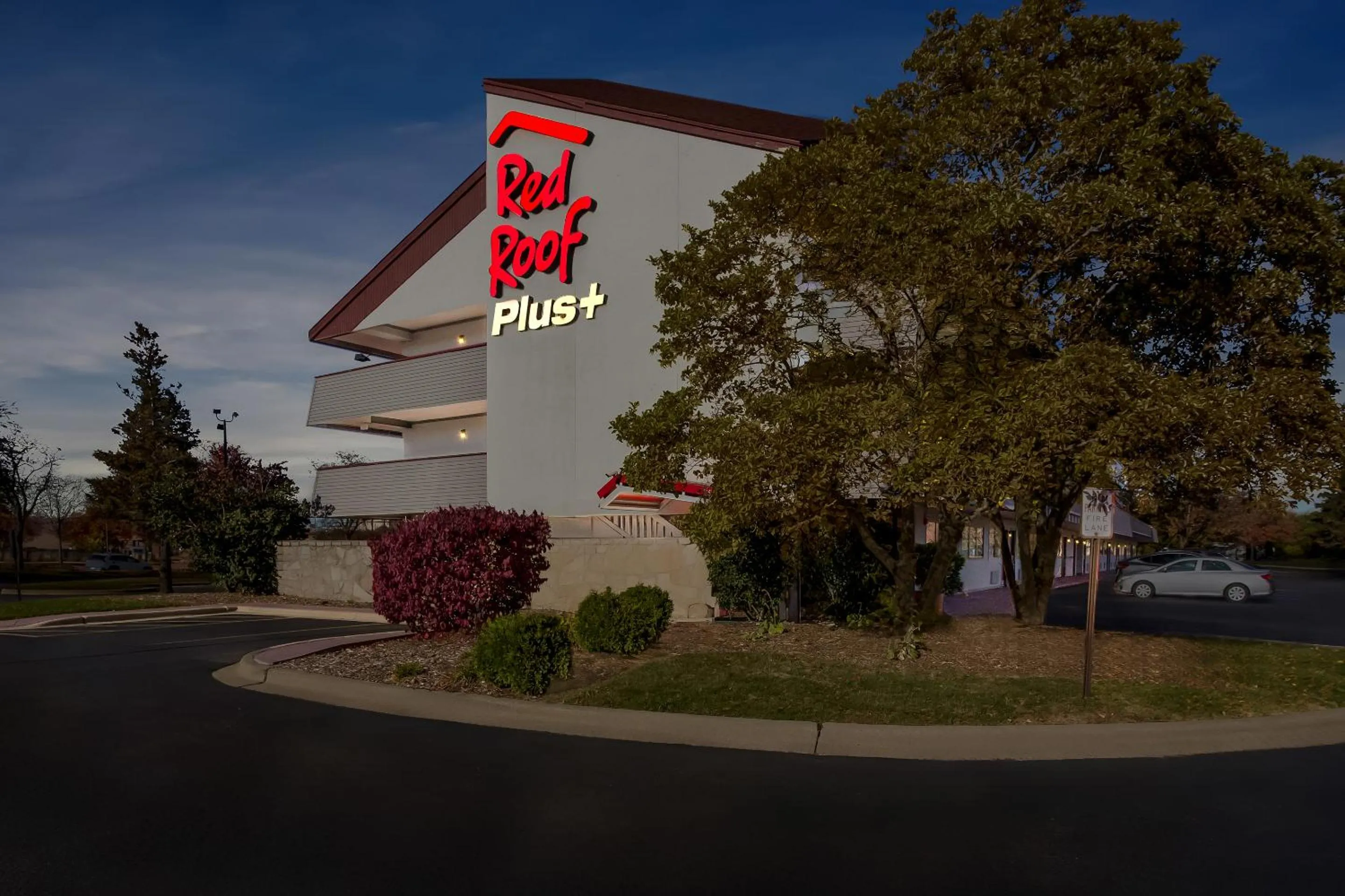 View (from property/room) in Red Roof PLUS Chicago - Hoffman Estates