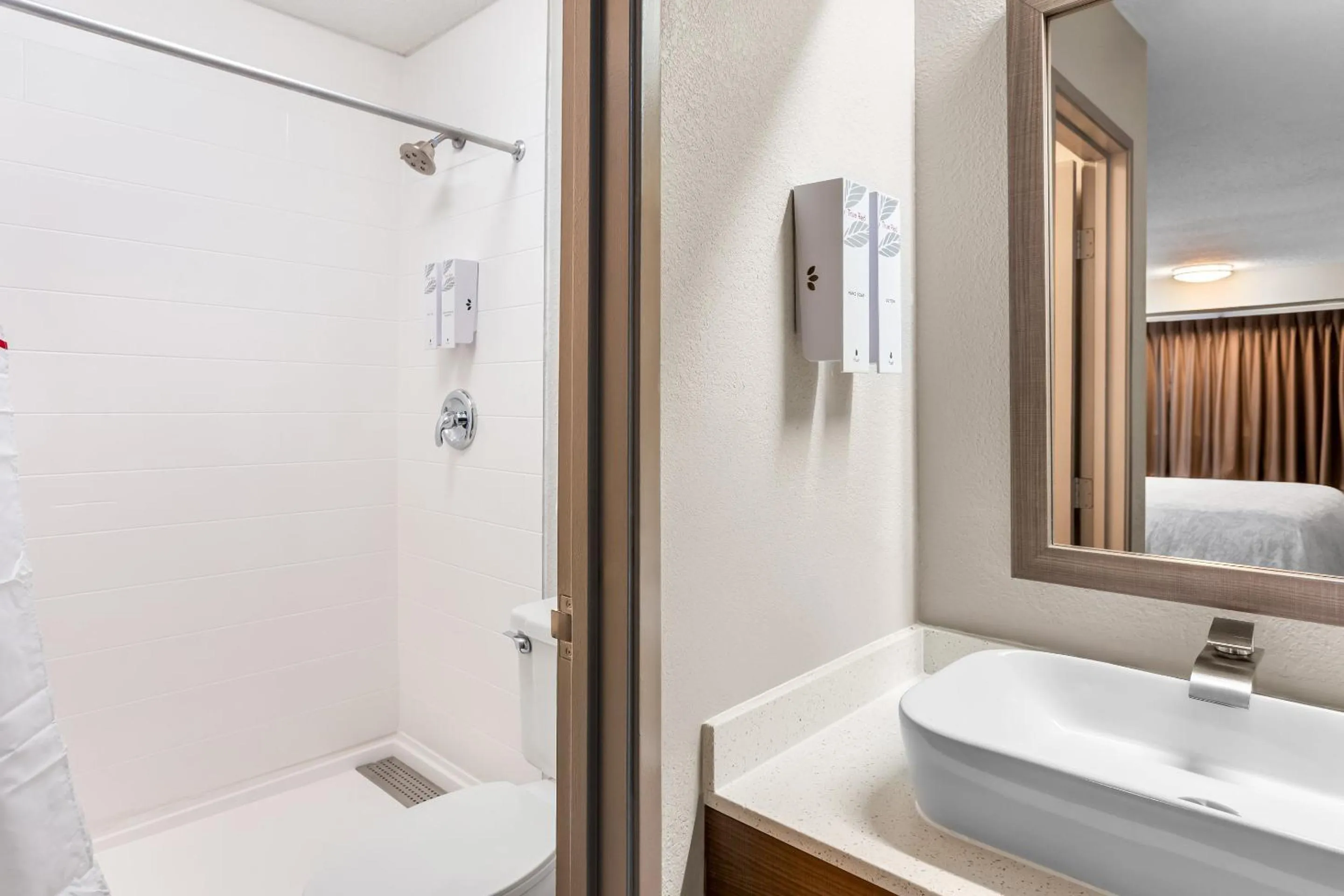 Bathroom in Red Roof PLUS Chicago - Hoffman Estates