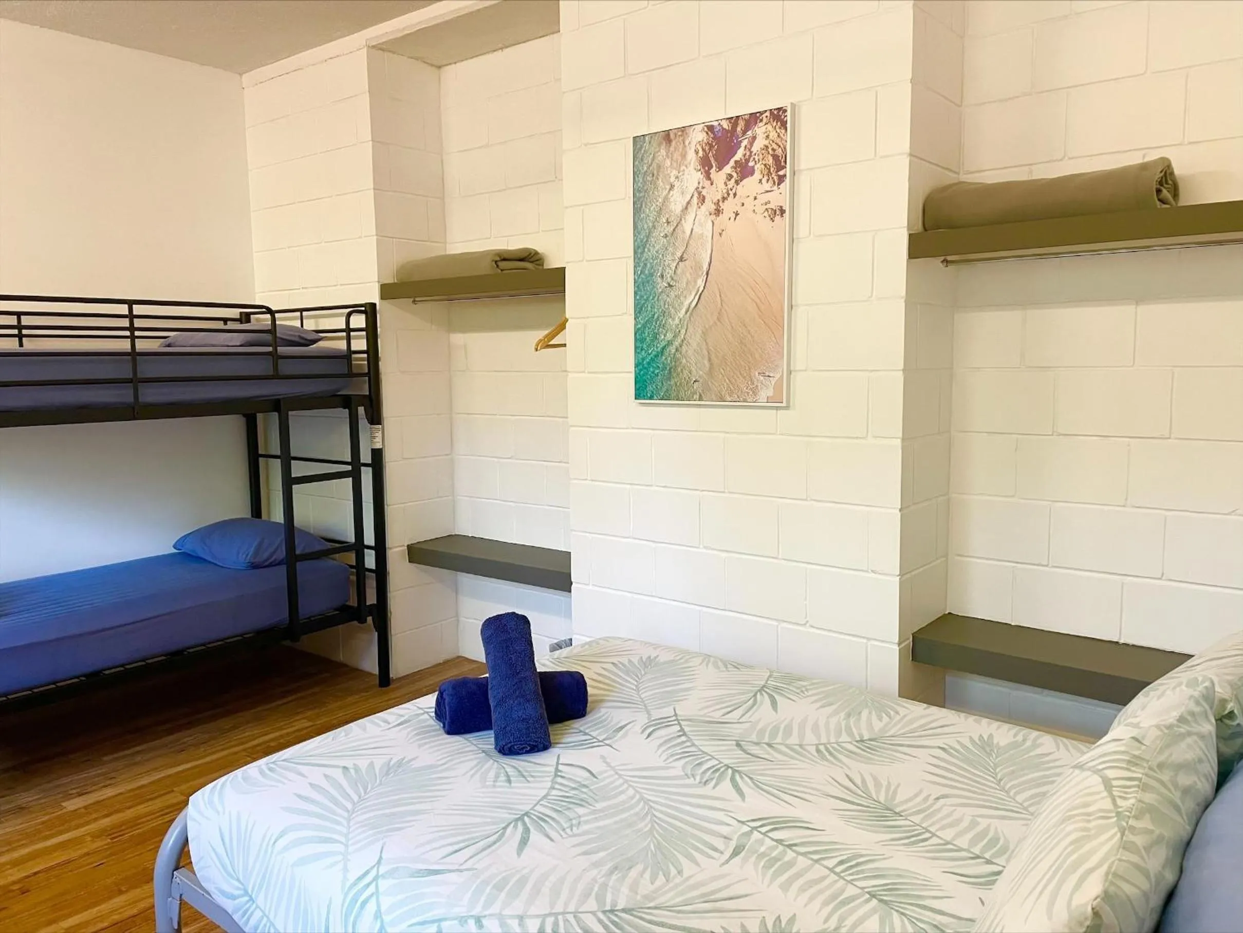 Bed in YHA Coolangatta Gold Coast