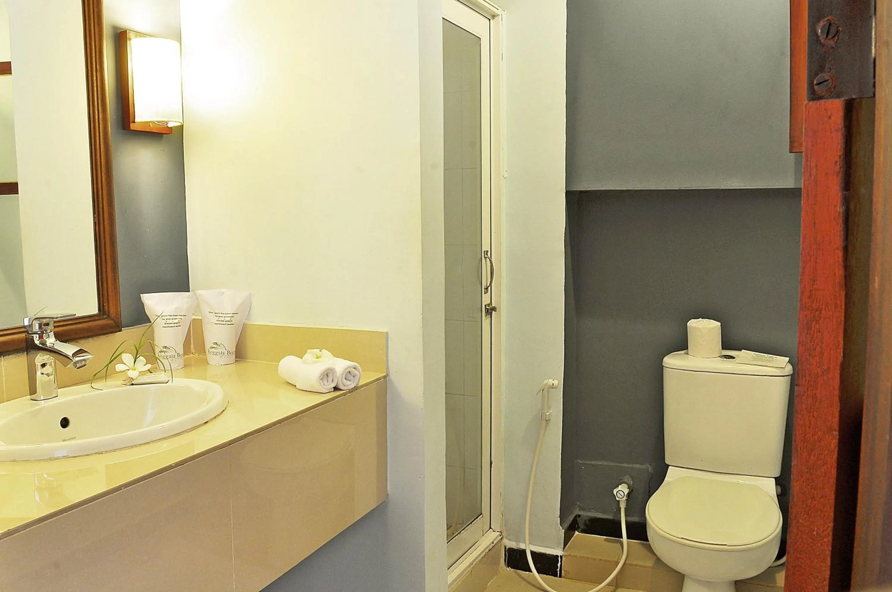 Bathroom in Koggala Beach Hotel