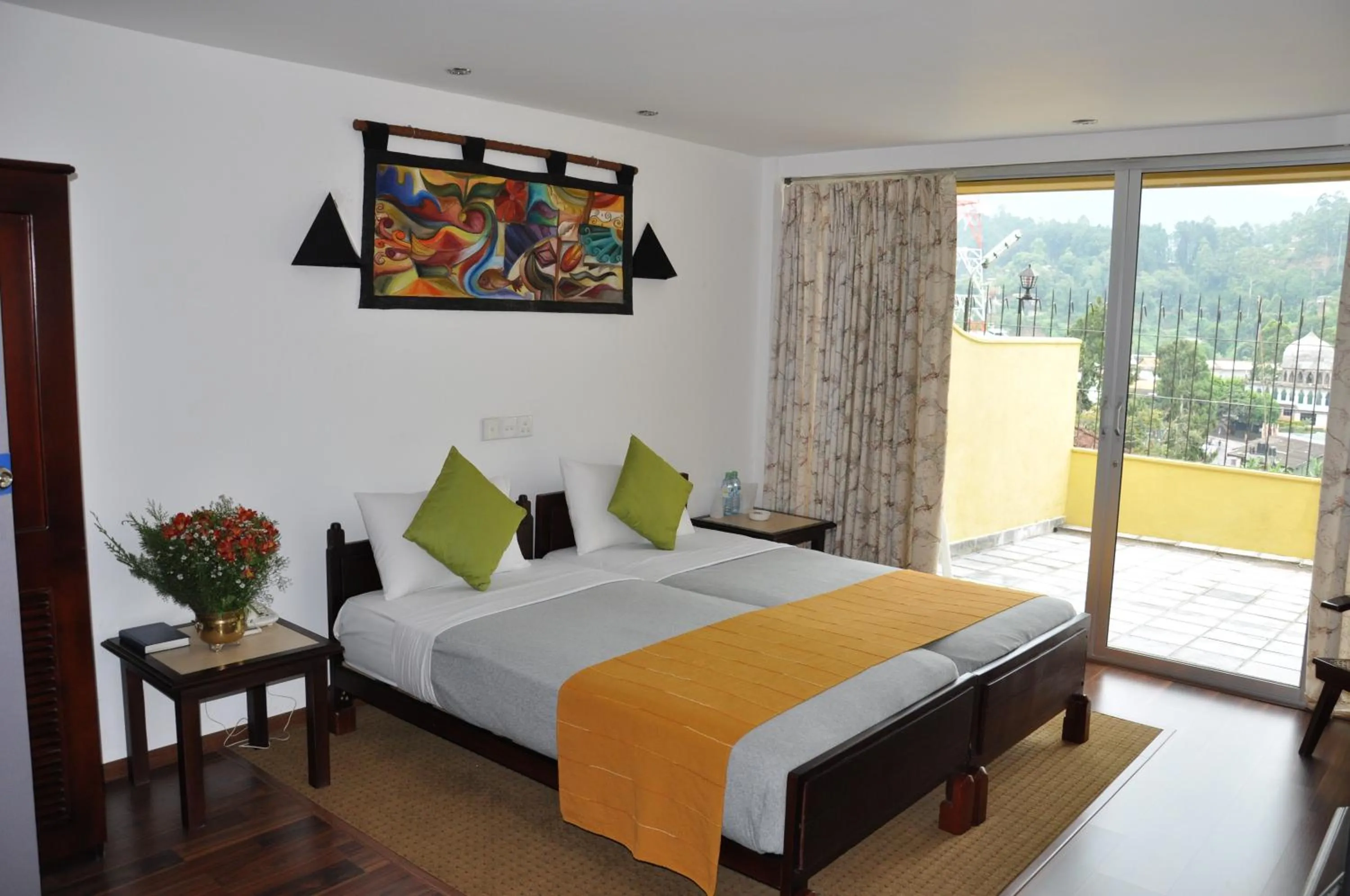 Bedroom, Bed in Orient Hotel