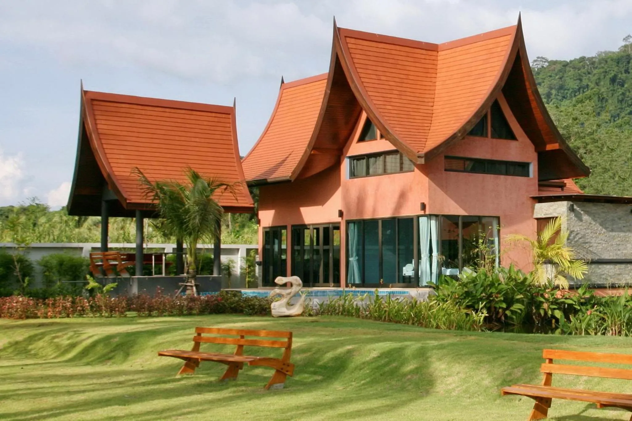 Facade/entrance in Tha Lane Bay Villas